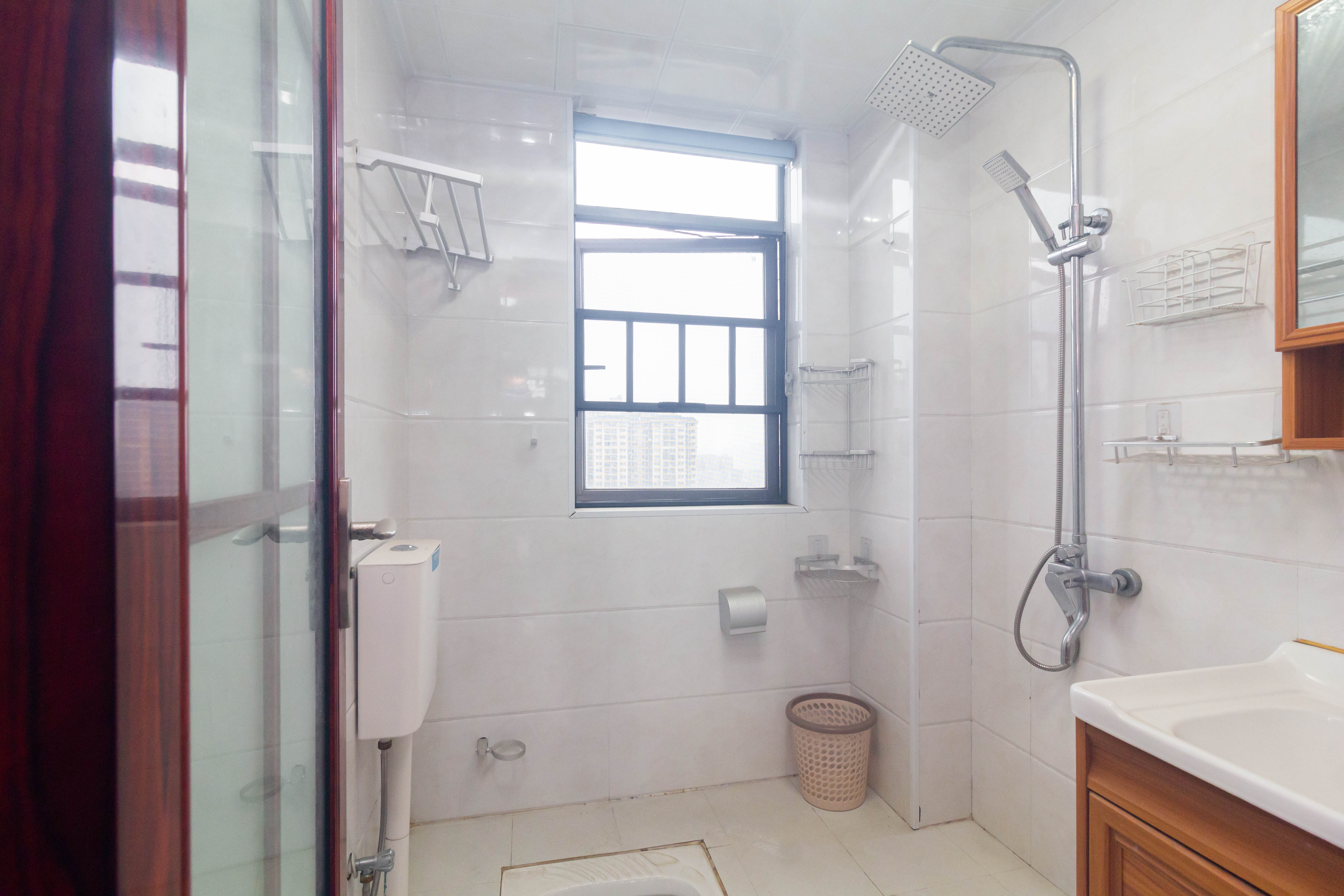 湘预家园  4室2厅2卫    105.8万 湘预家园  4室2厅2卫    105.8万卫生间