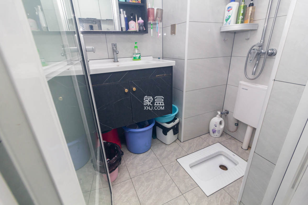 君合新城玺樾 1室0厅1卫 16.8万 君合新城玺樾 1室0厅1卫 16.8万卫生间