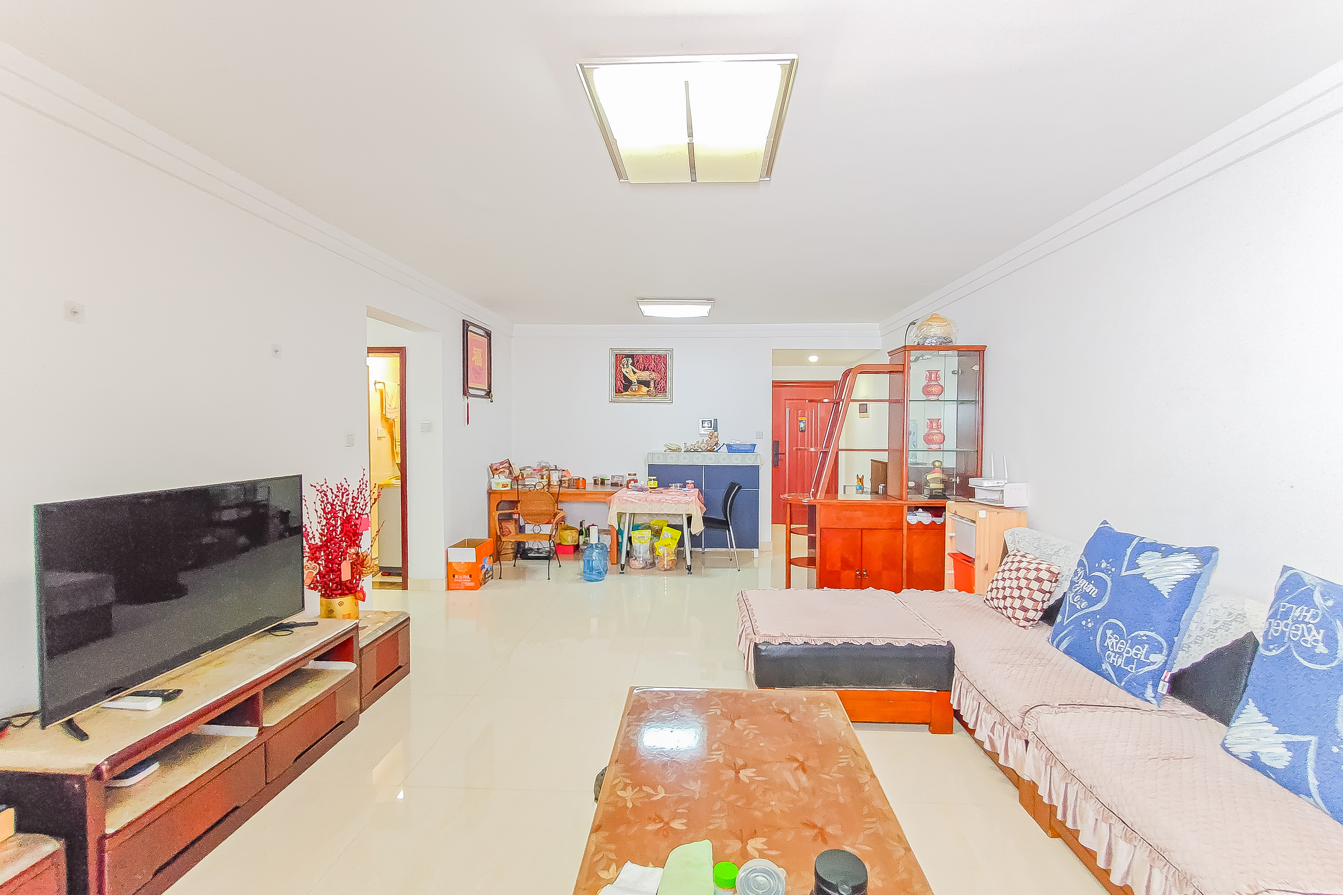 枫丹雅苑(天辰枫丹白露) 3室2厅2卫 190.0万 枫丹雅苑(天辰枫丹白露) 3室2厅2卫 190.0万客厅