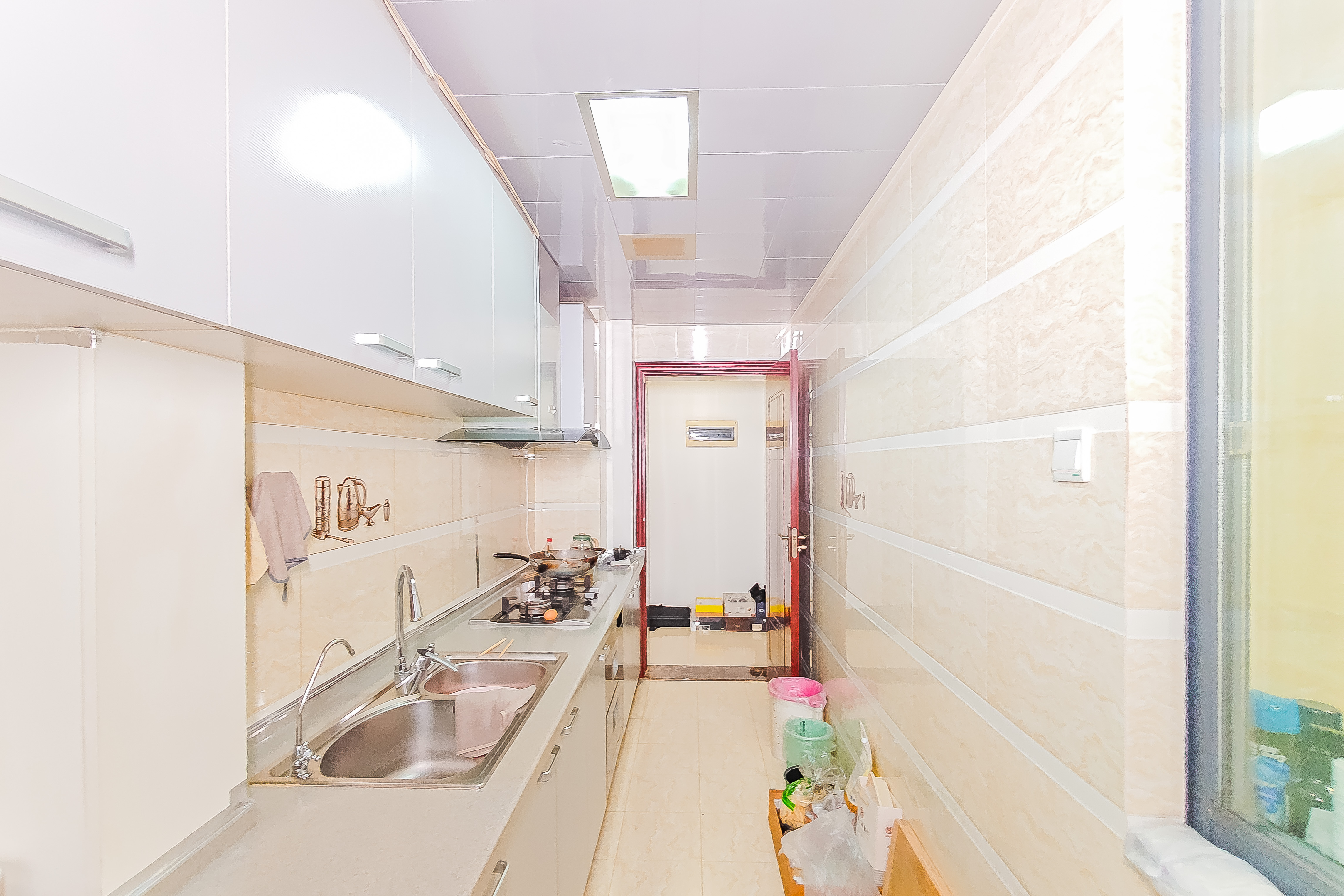 枫丹雅苑(天辰枫丹白露) 3室2厅2卫 190.0万 枫丹雅苑(天辰枫丹白露) 3室2厅2卫 190.0万厨房