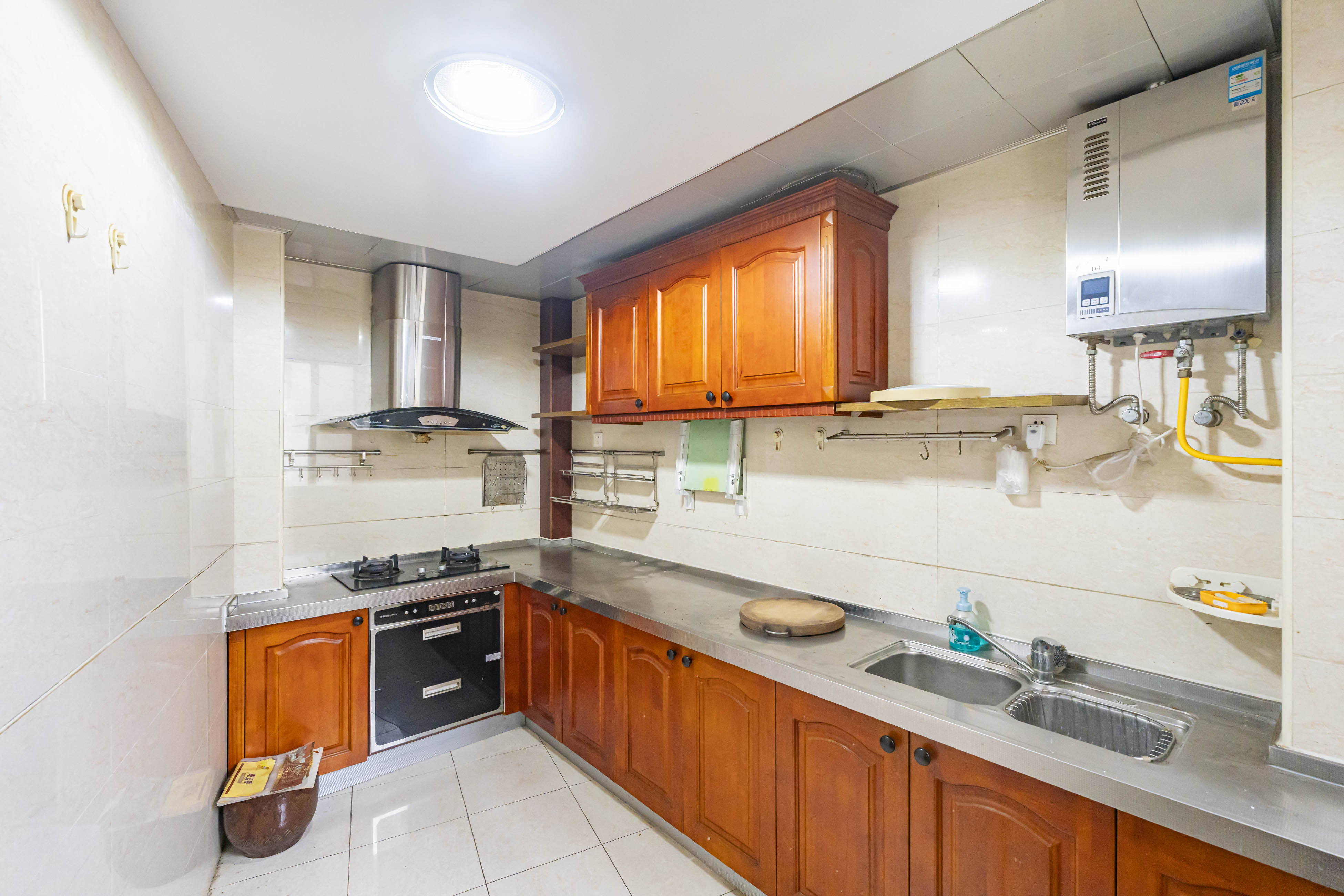 香樟雅郡  4室2厅2卫    150.0万厨房