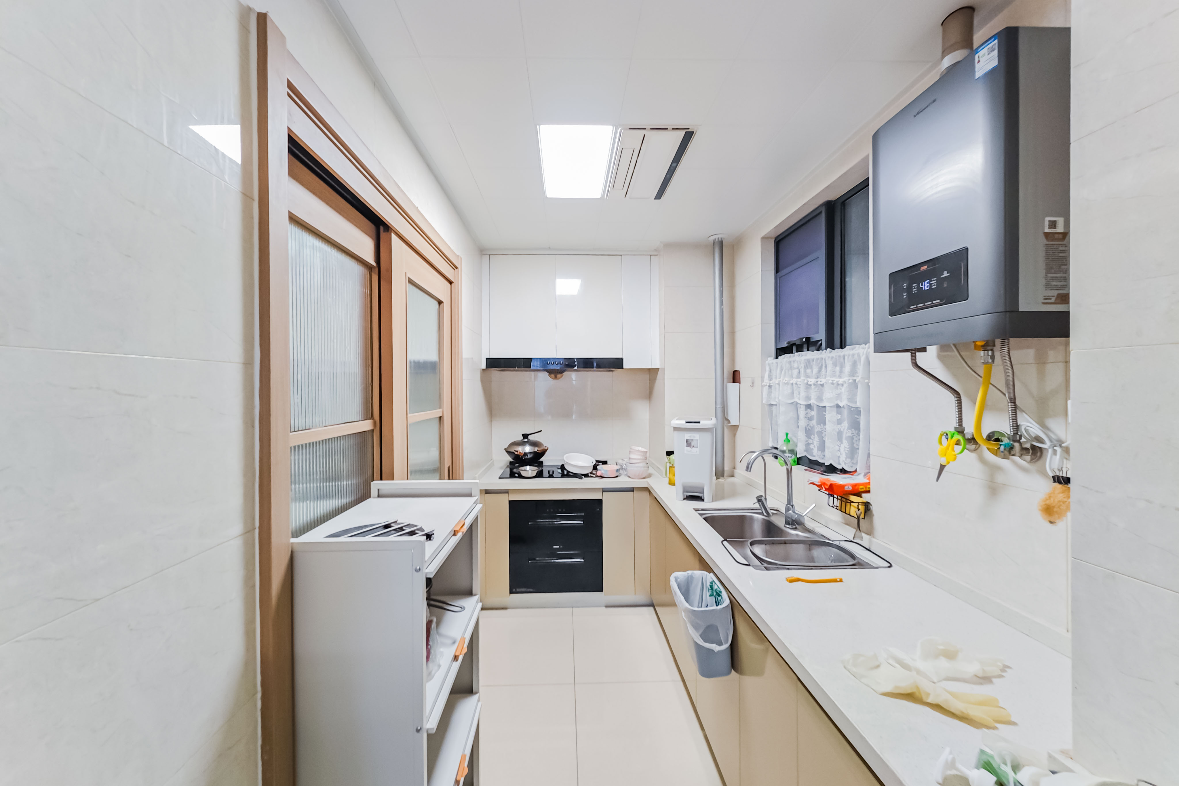 长沙高铁吾悦广场  3室2厅2卫    120.0万厨房