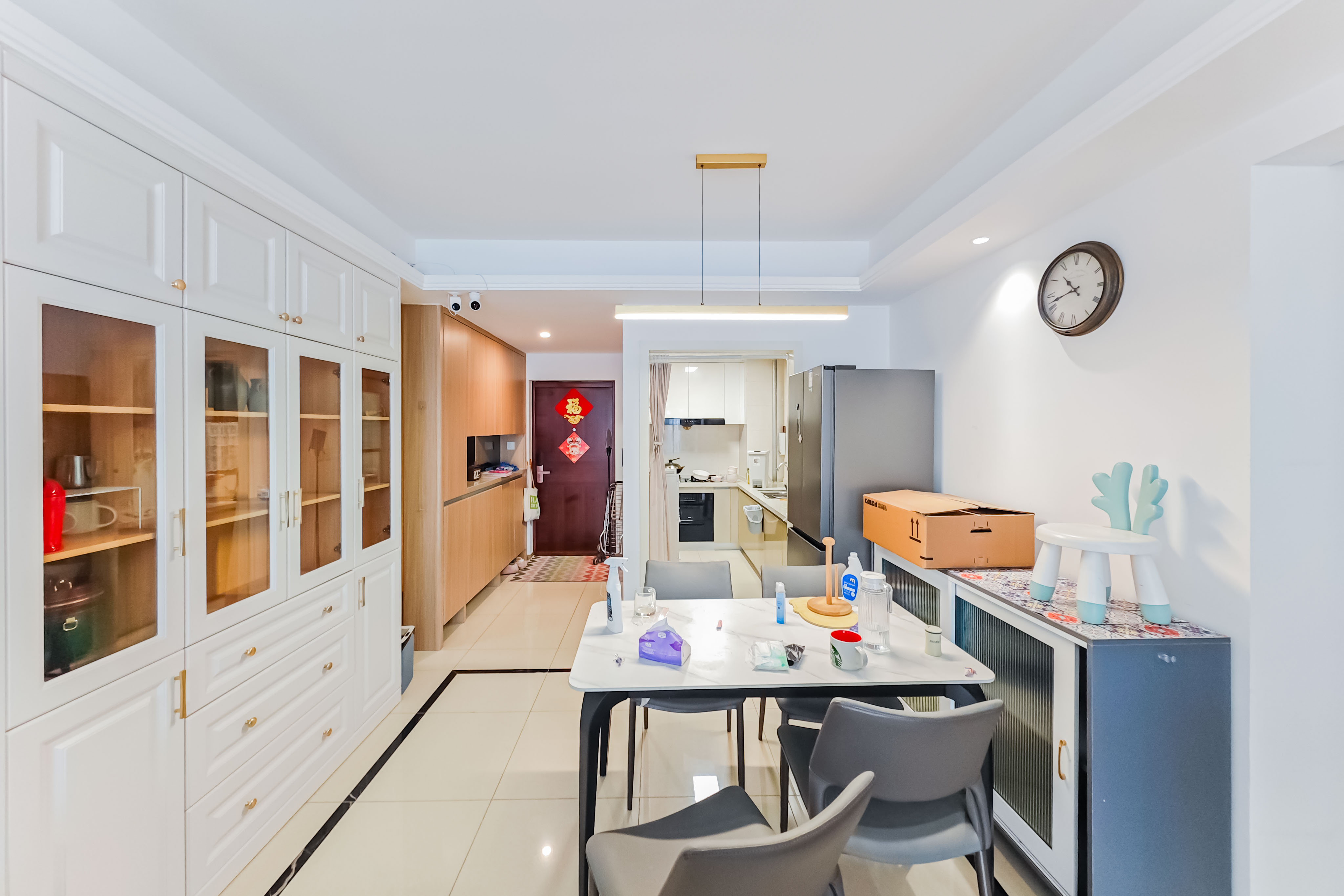 长沙高铁吾悦广场  3室2厅2卫    120.0万客厅