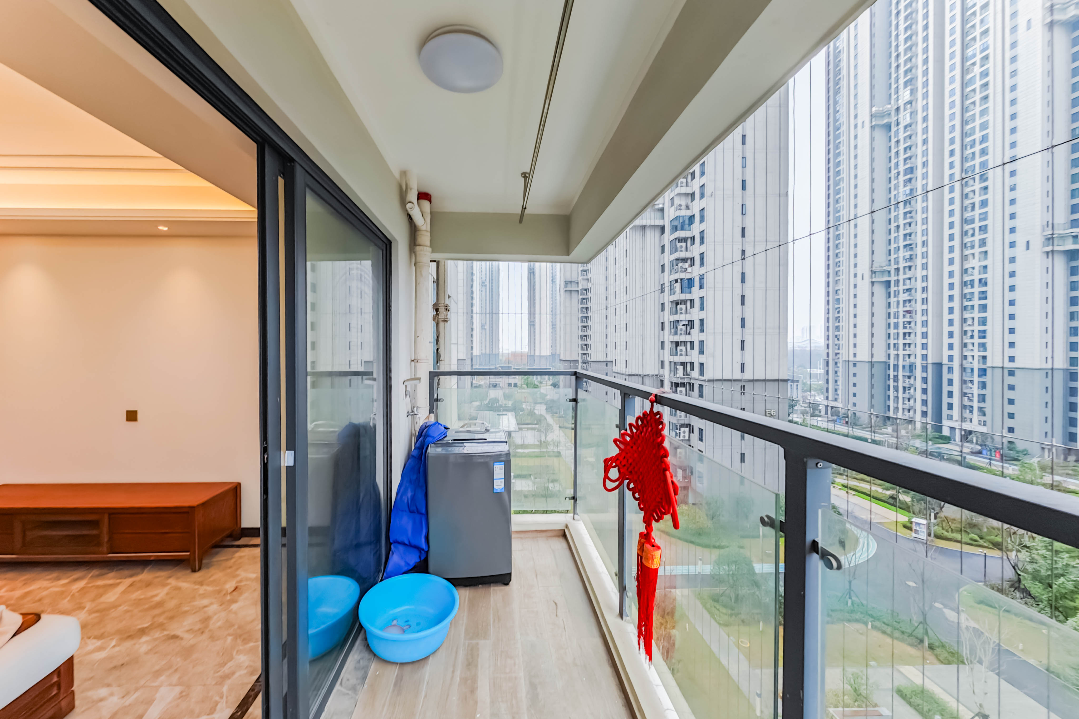 绿地长沙城际空间站(绿地新里佳苑) 3室2厅2卫 116.0万 绿地长沙城际空间站(绿地新里佳苑) 3室2厅2卫 116.0万其他