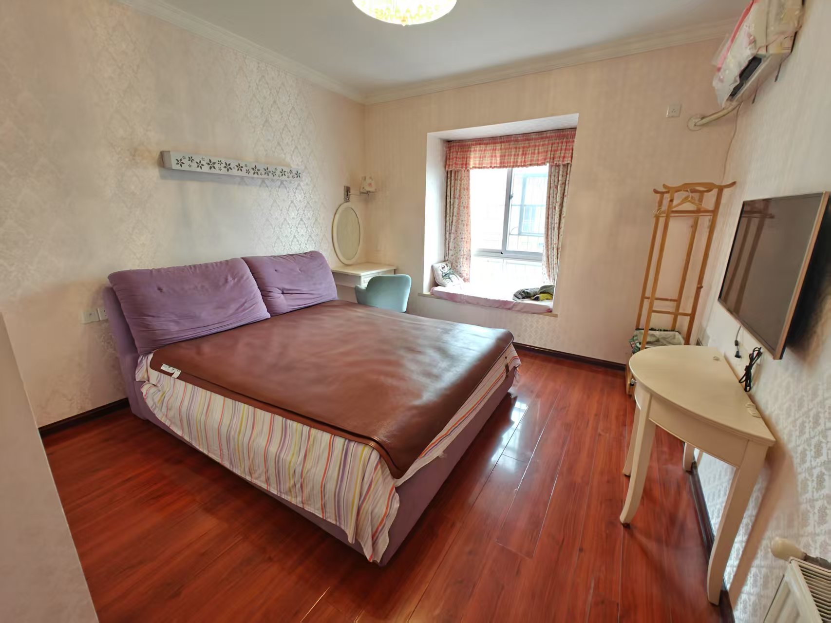 莱茵小镇  3室2厅2卫    51.0万 莱茵小镇  3室2厅2卫    51.0万室内图