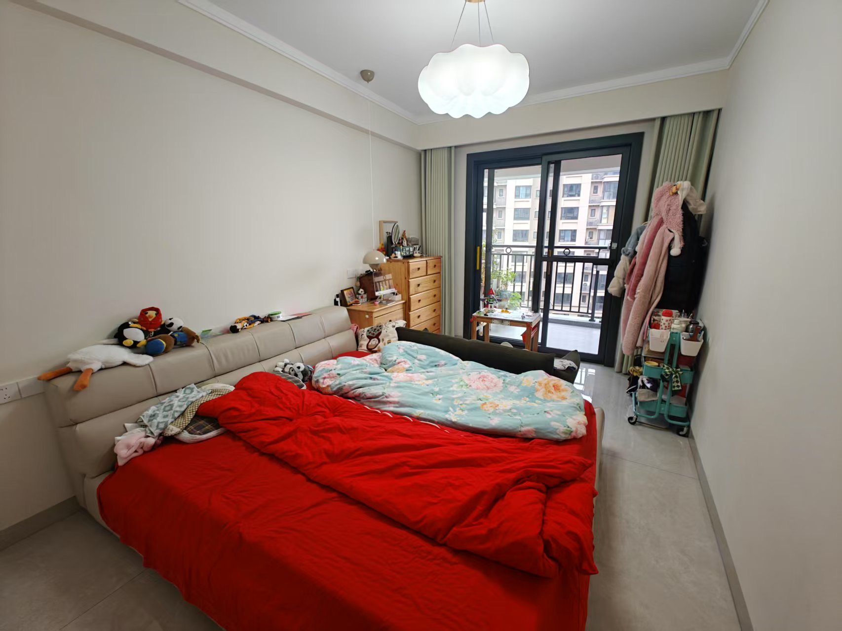 美的雪峰山 5室2厅2卫 165.0万 美的雪峰山 5室2厅2卫 165.0万室内图