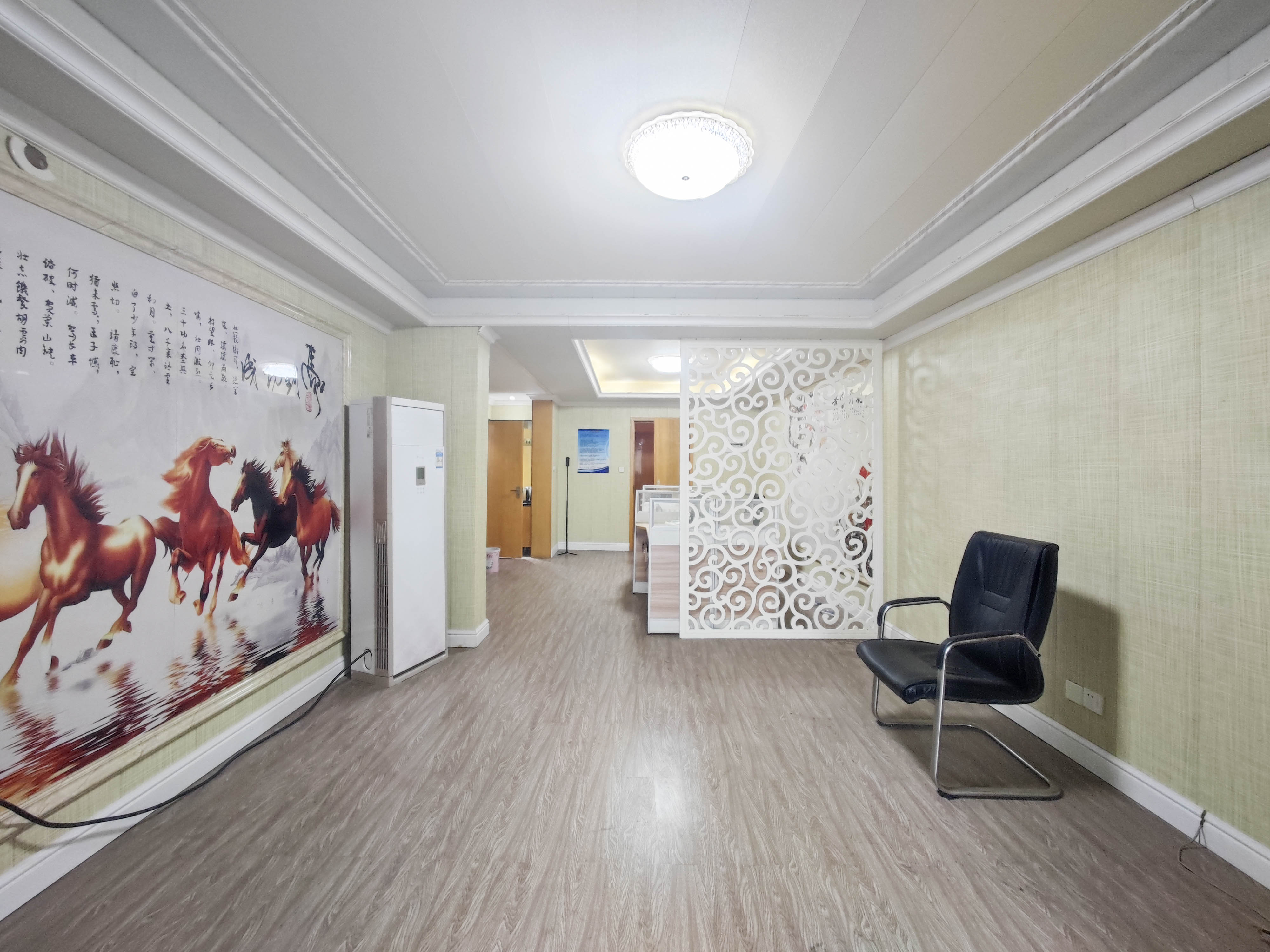 德思勤城市广场(宝格丽公寓)  1室1厅1卫    48.8万 德思勤城市广场(宝格丽公寓)  1室1厅1卫    48.8万