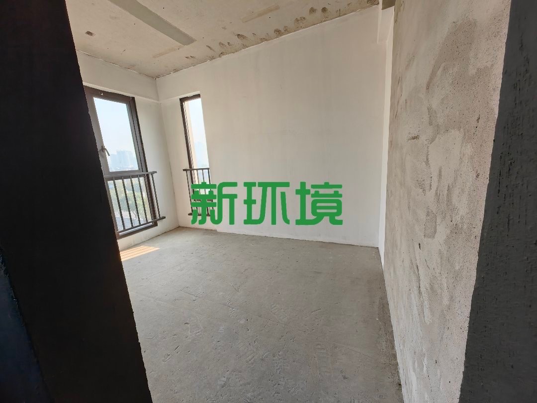 江与城 4室2厅1卫 78.5万 江与城 4室2厅1卫 78.5万客厅