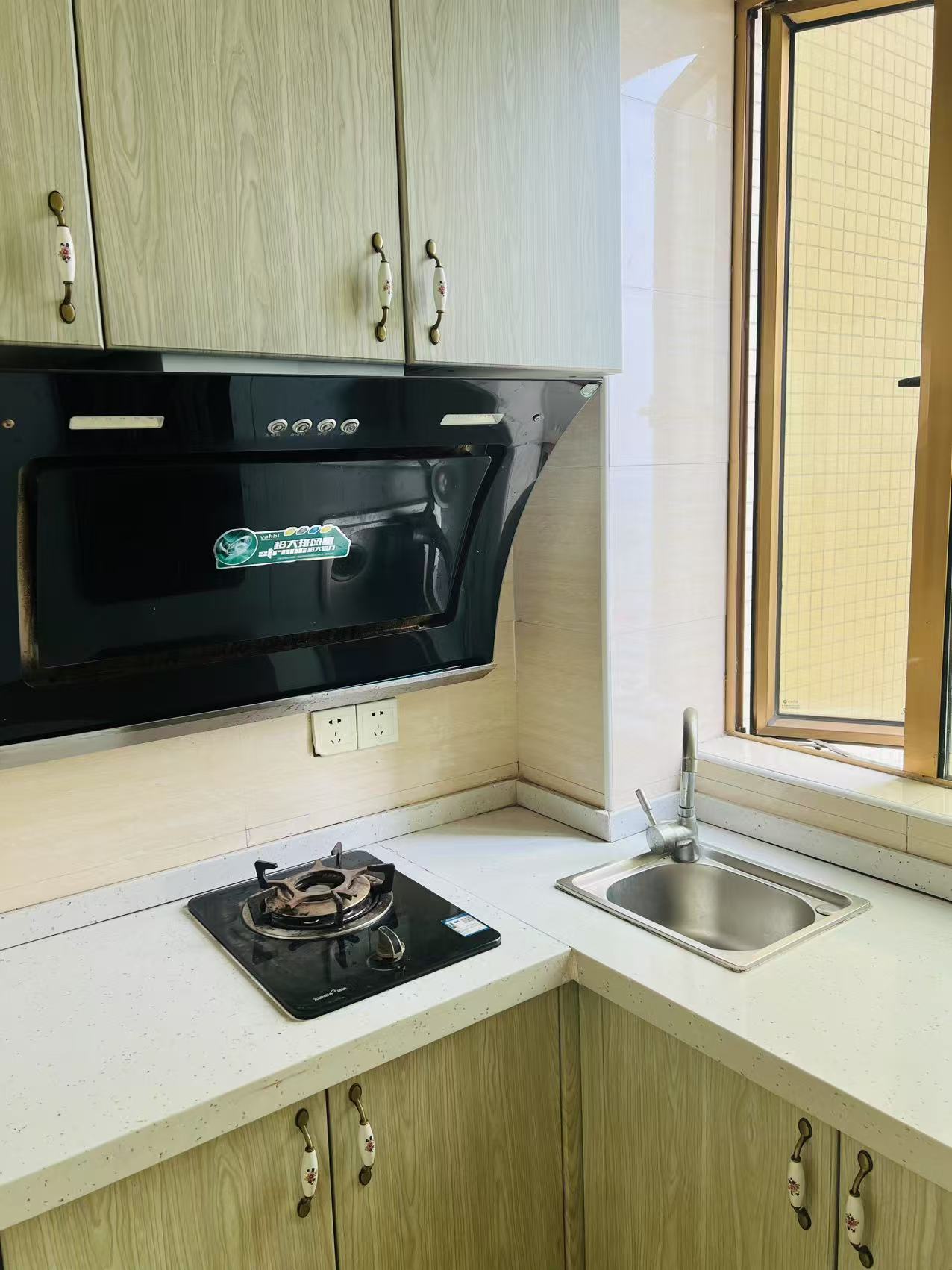 进步亚泰 1室0厅0卫 1600.0元/月 进步亚泰 1室0厅0卫 1600.0元/月室内图