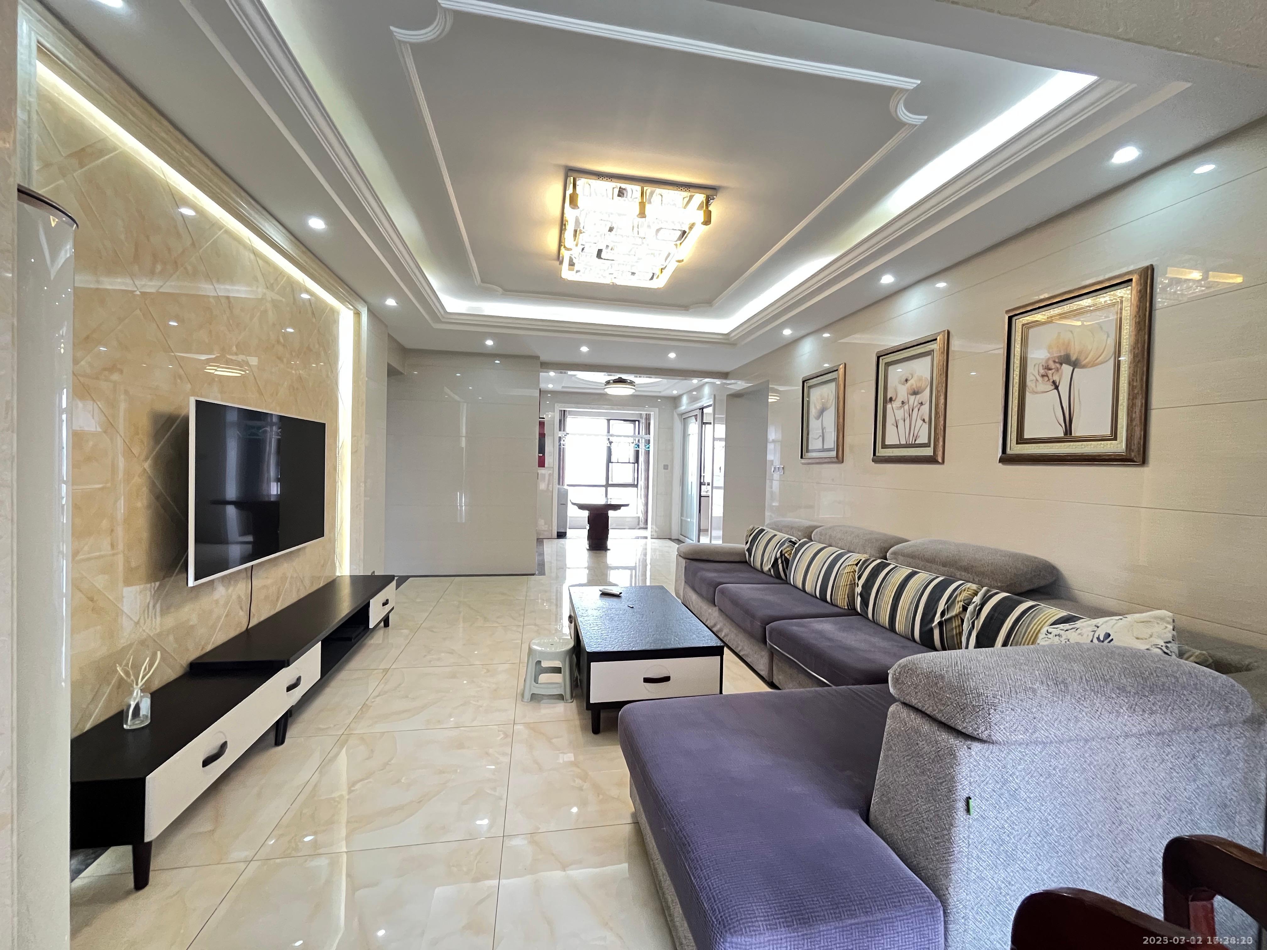 凯旋名门人民中路1006号 4室2厅2卫 2300.0元/月 凯旋名门人民中路1006号 4室2厅2卫 2300.0元/月室内图