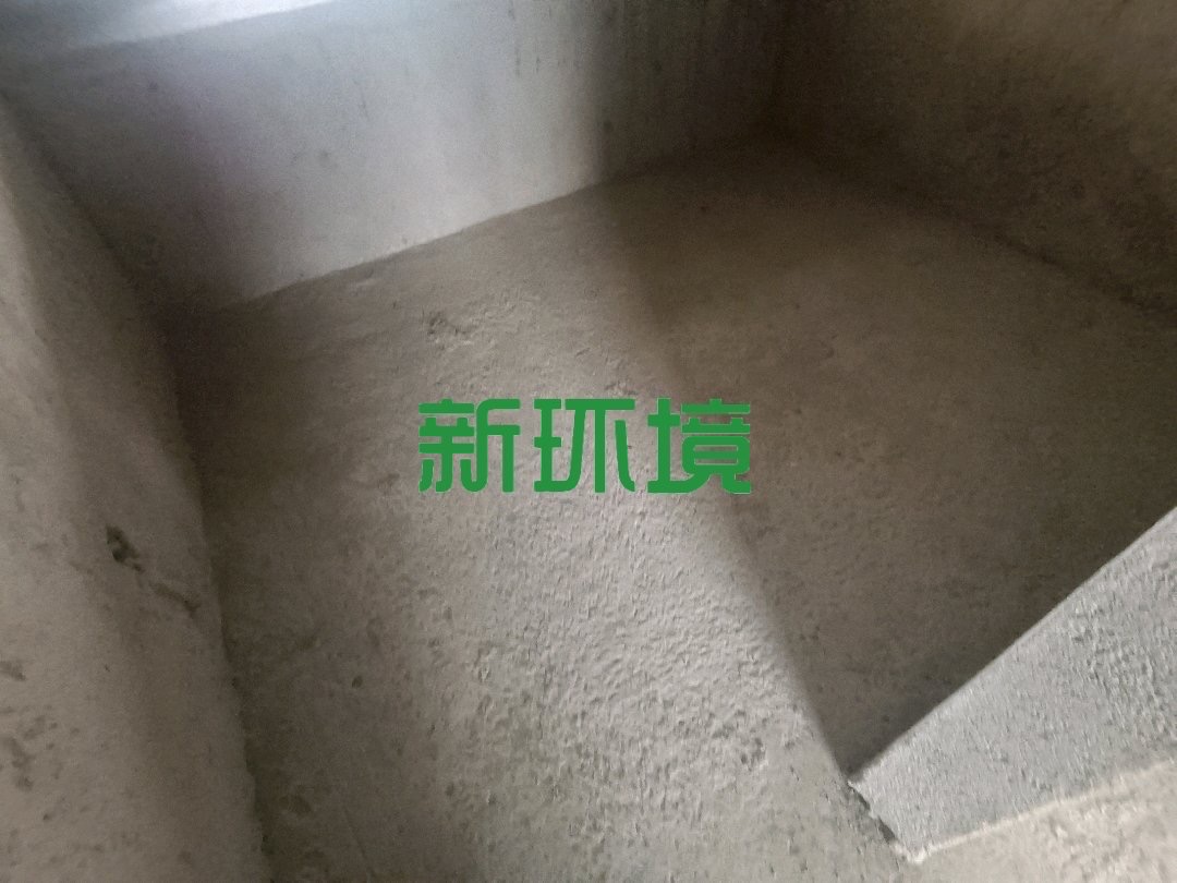 丽景天下二期  3室2厅2卫   68.00万客厅
