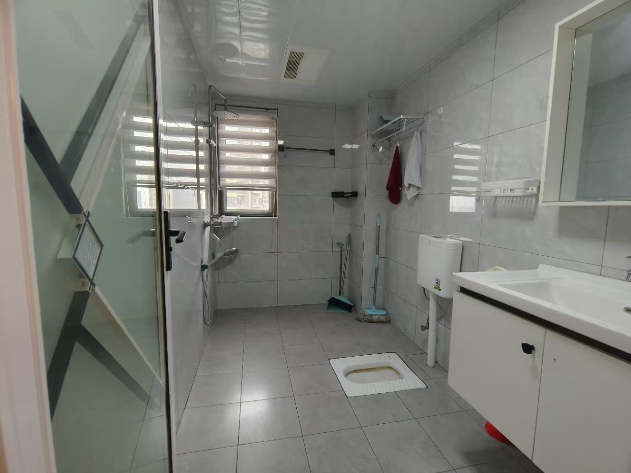 保利中央公馆 4室2厅2卫 2800.0元/月 保利中央公馆 4室2厅2卫 2800.0元/月室内图