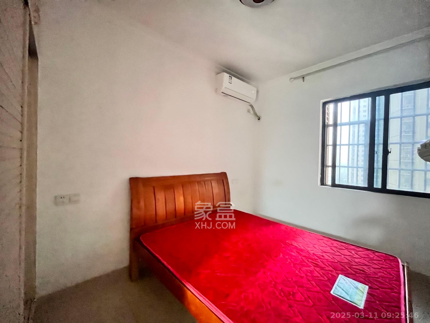 联丰苑 3室2厅2卫 2100.0元/月 联丰苑 3室2厅2卫 2100.0元/月室内图