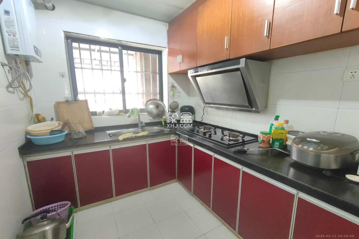 合丰安置小区 3室2厅1卫 2100.0元/月 合丰安置小区 3室2厅1卫 2100.0元/月室内图