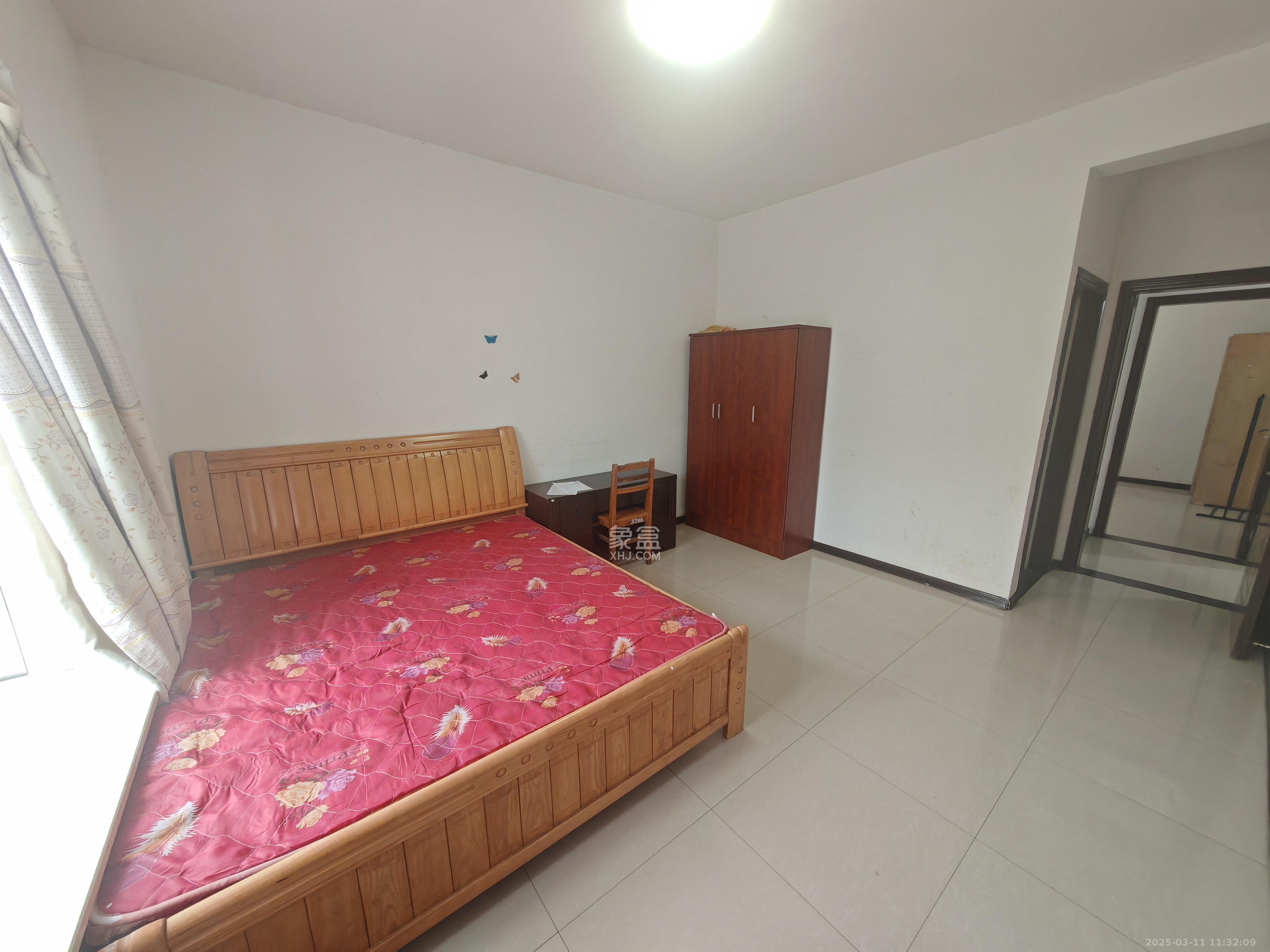 盛湘家园 3室2厅1卫 2200.0元/月 盛湘家园 3室2厅1卫 2200.0元/月室内图