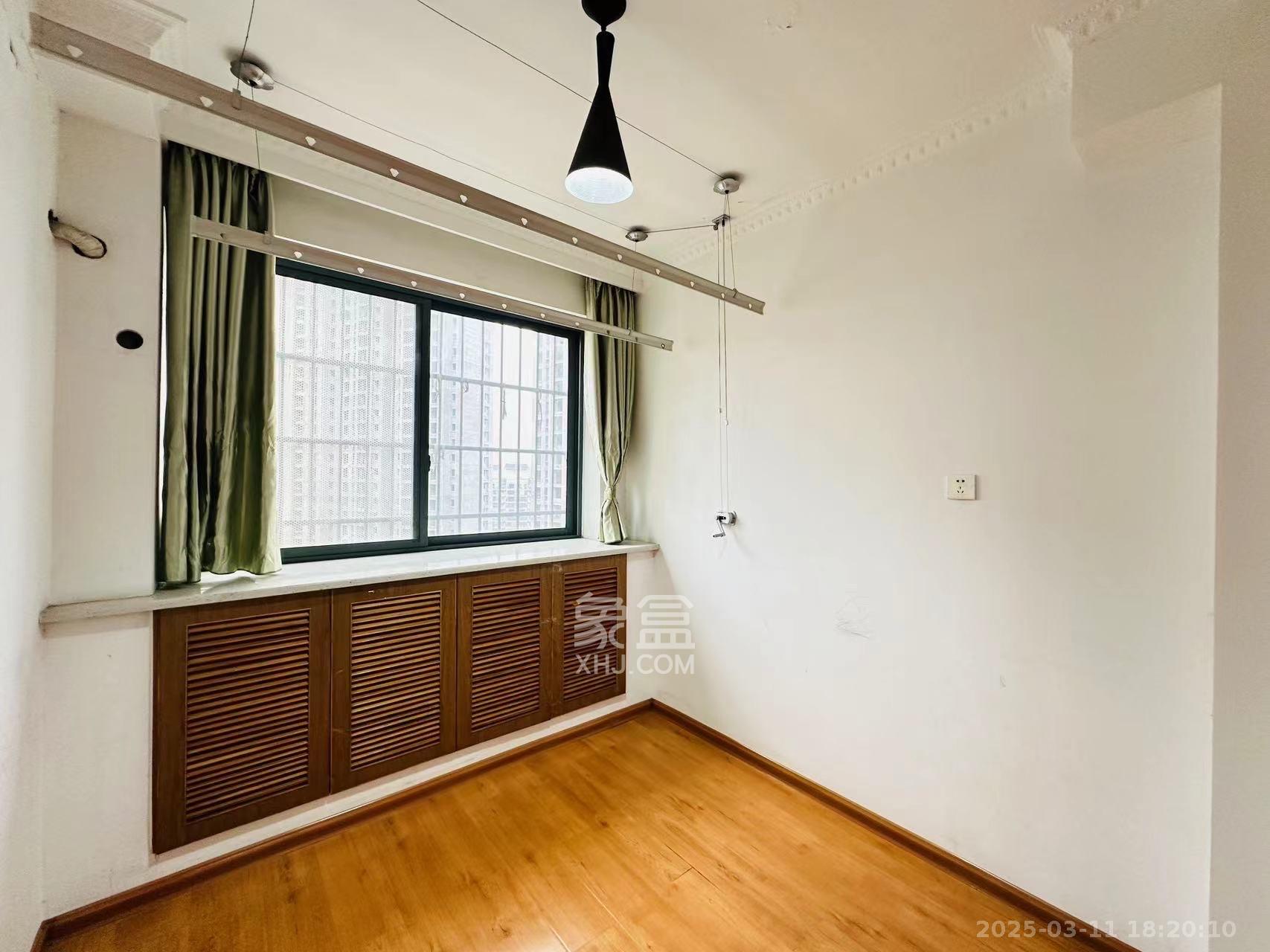 乾城(兴旺乾城)  3室2厅1卫    2100.0元/月 乾城(兴旺乾城)  3室2厅1卫    2100.0元/月室内图