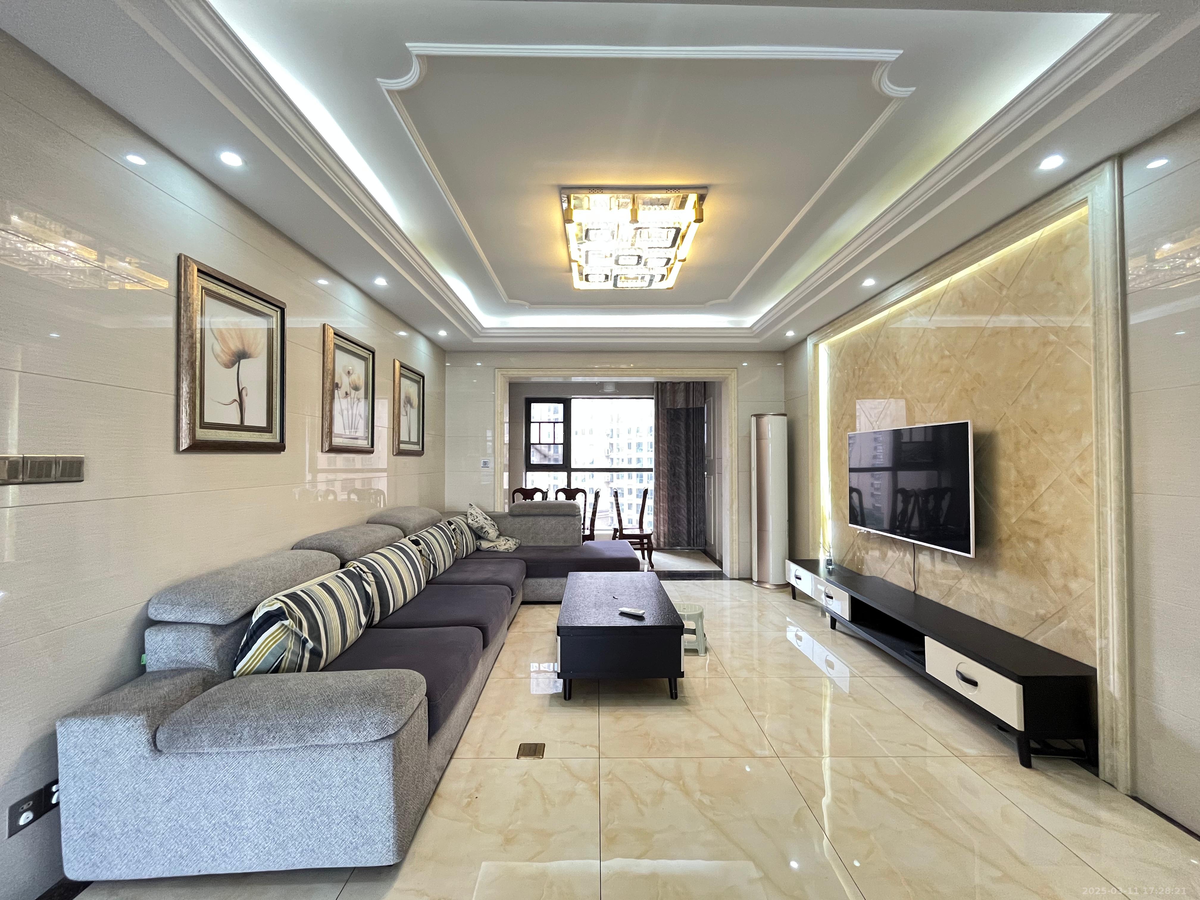 凯旋名门人民中路1006号 4室2厅2卫 2300.0元/月 凯旋名门人民中路1006号 4室2厅2卫 2300.0元/月室内图