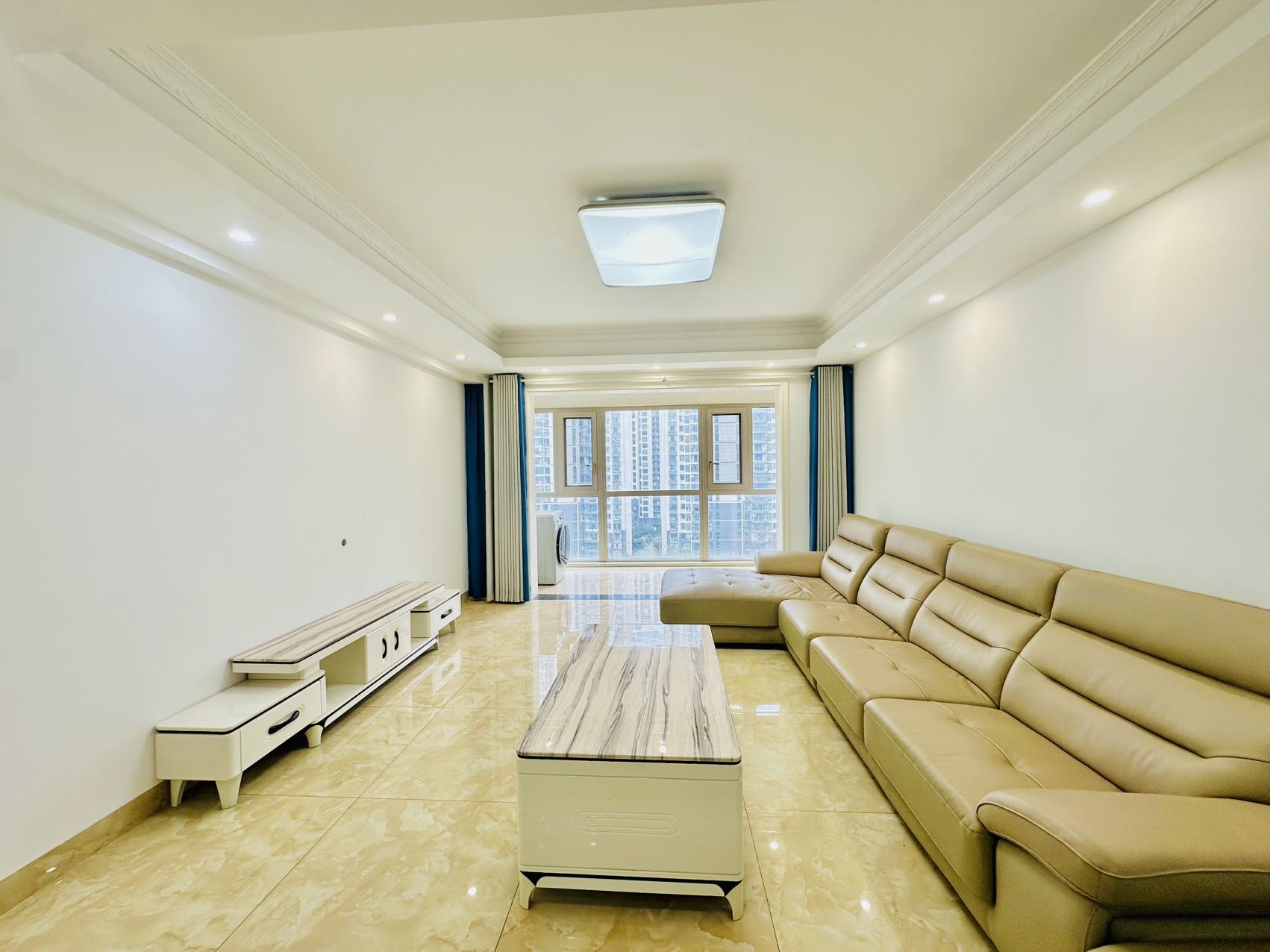 梓山湖领御  3室2厅2卫    60.8万 梓山湖领御  3室2厅2卫    60.8万室内图