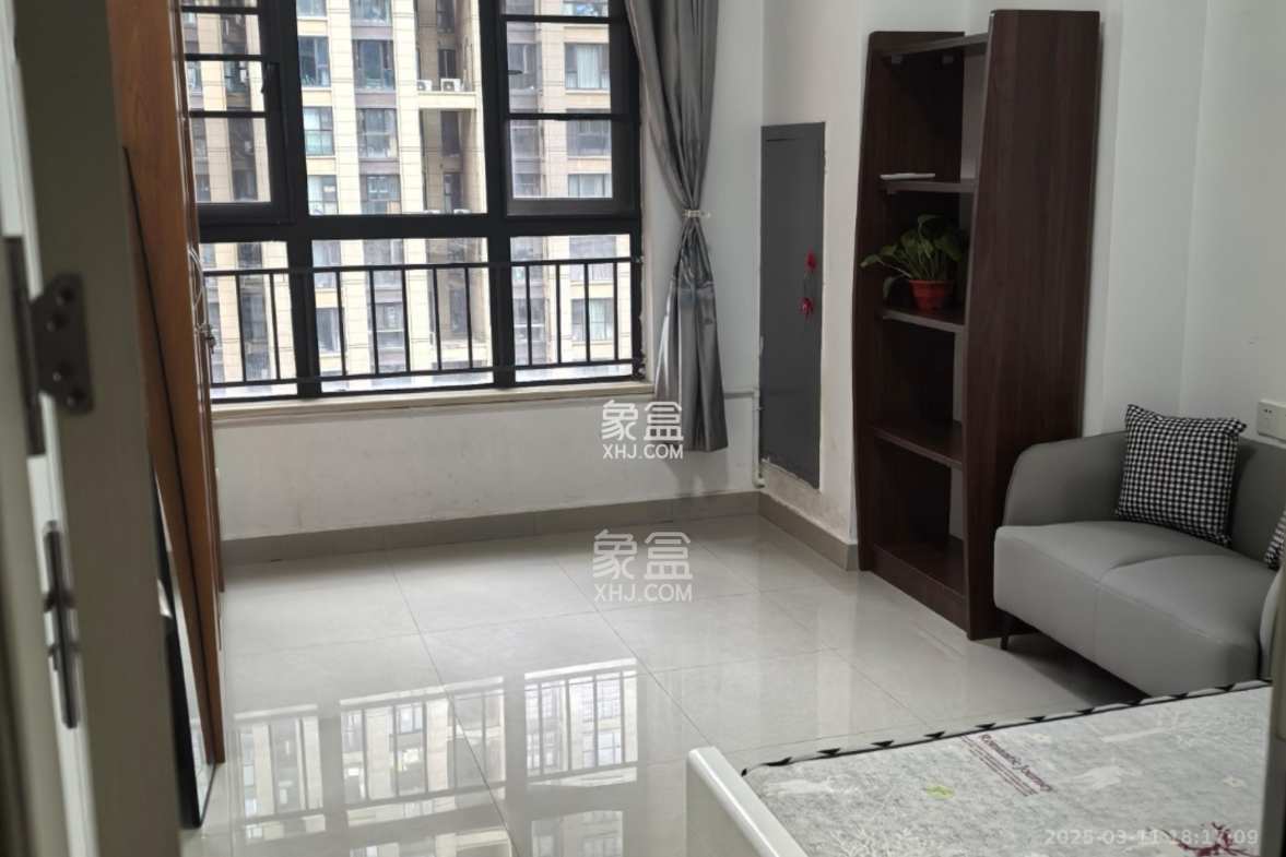 金茂梅溪湖 2室1厅1卫 2000.0元/月 金茂梅溪湖 2室1厅1卫 2000.0元/月室内图