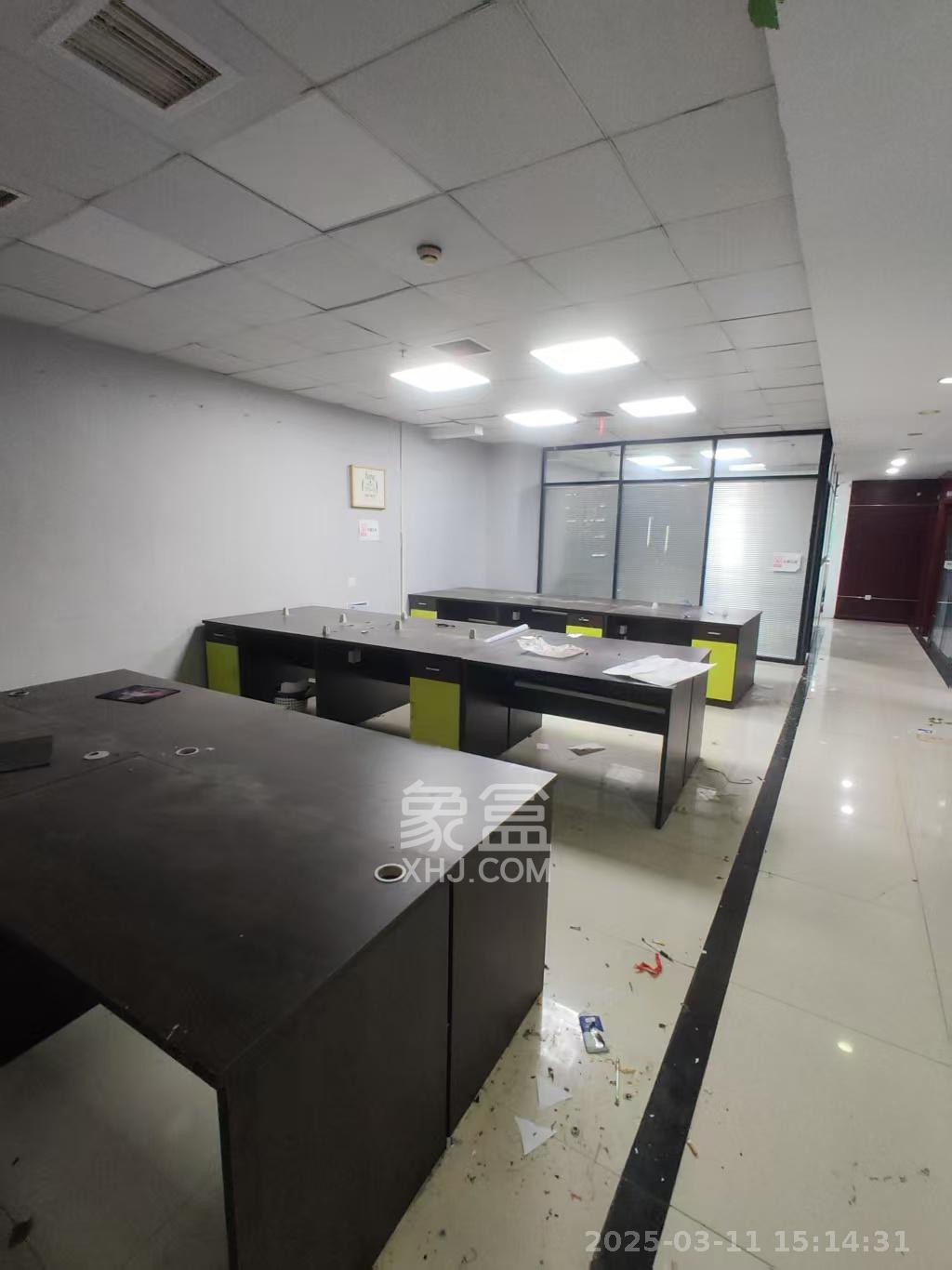 奥克斯广场   46.99㎡      9000.0元/月室内图