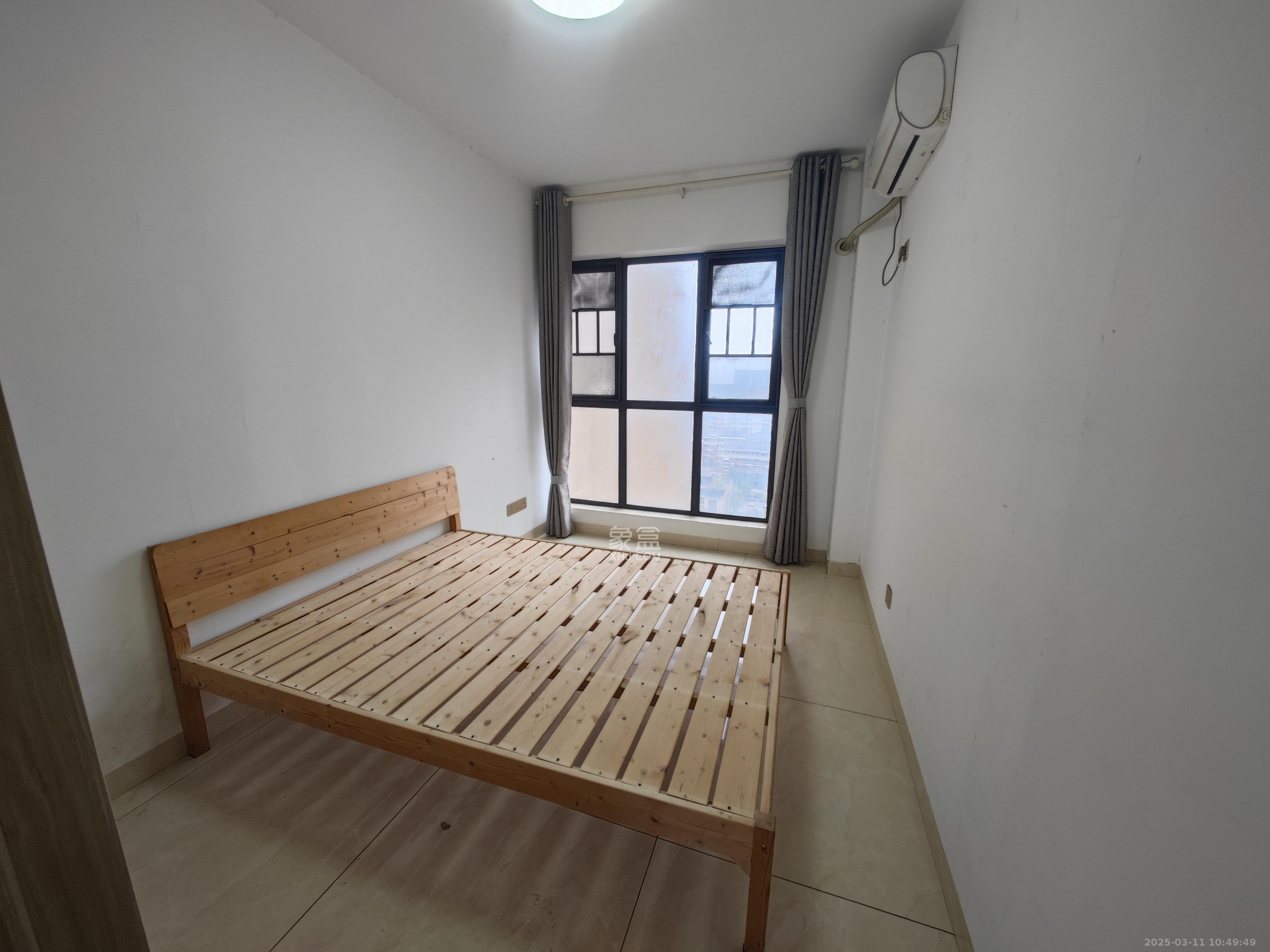 洋湖18克拉(旷远洋湖18克拉) 4室2厅2卫 3200.0元/月 洋湖18克拉(旷远洋湖18克拉) 4室2厅2卫 3200.0元/月室内图