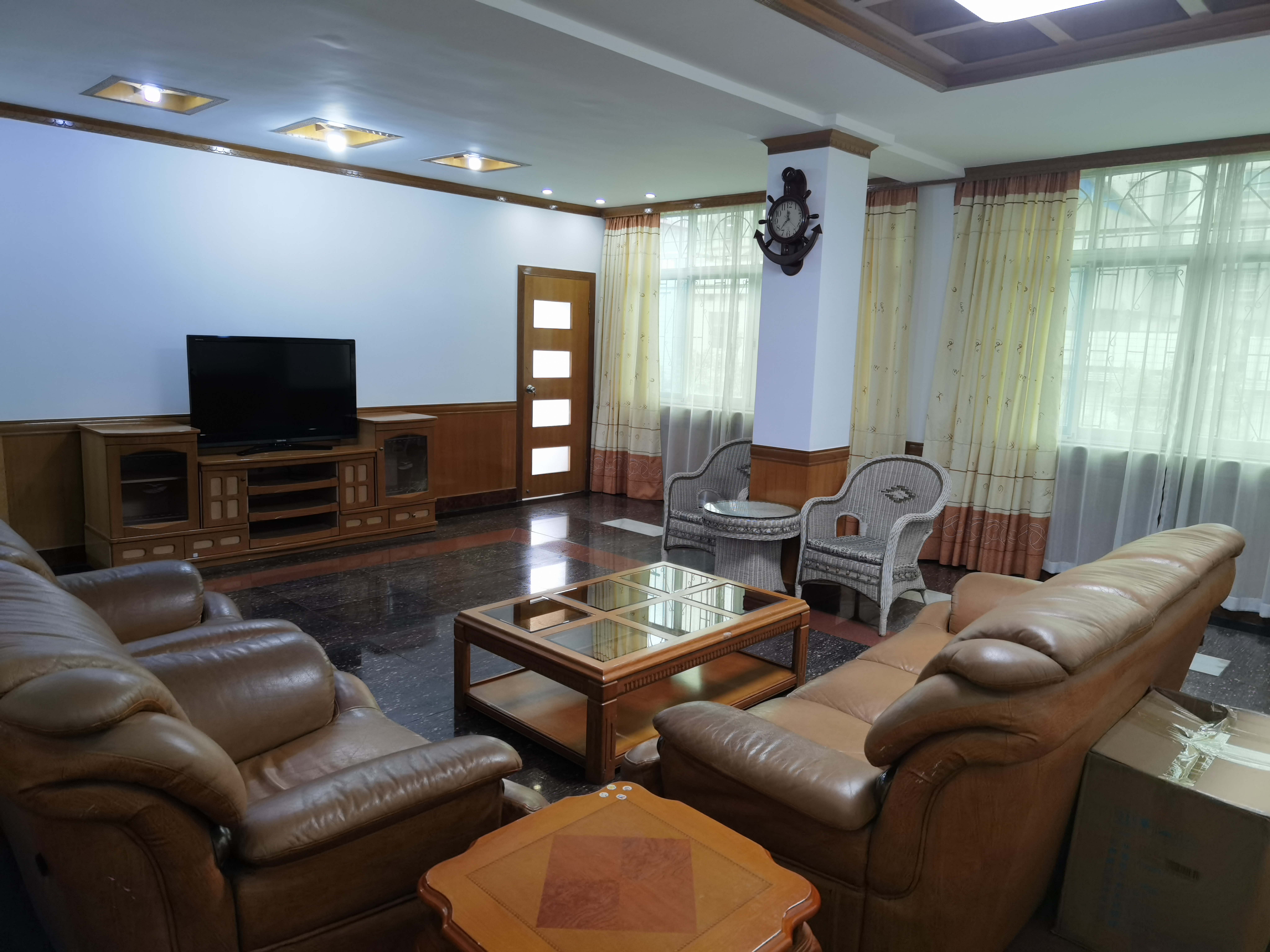 赫山区青年路茂林社区 3室2厅1卫 1200.0元/月 赫山区青年路茂林社区 3室2厅1卫 1200.0元/月室内图