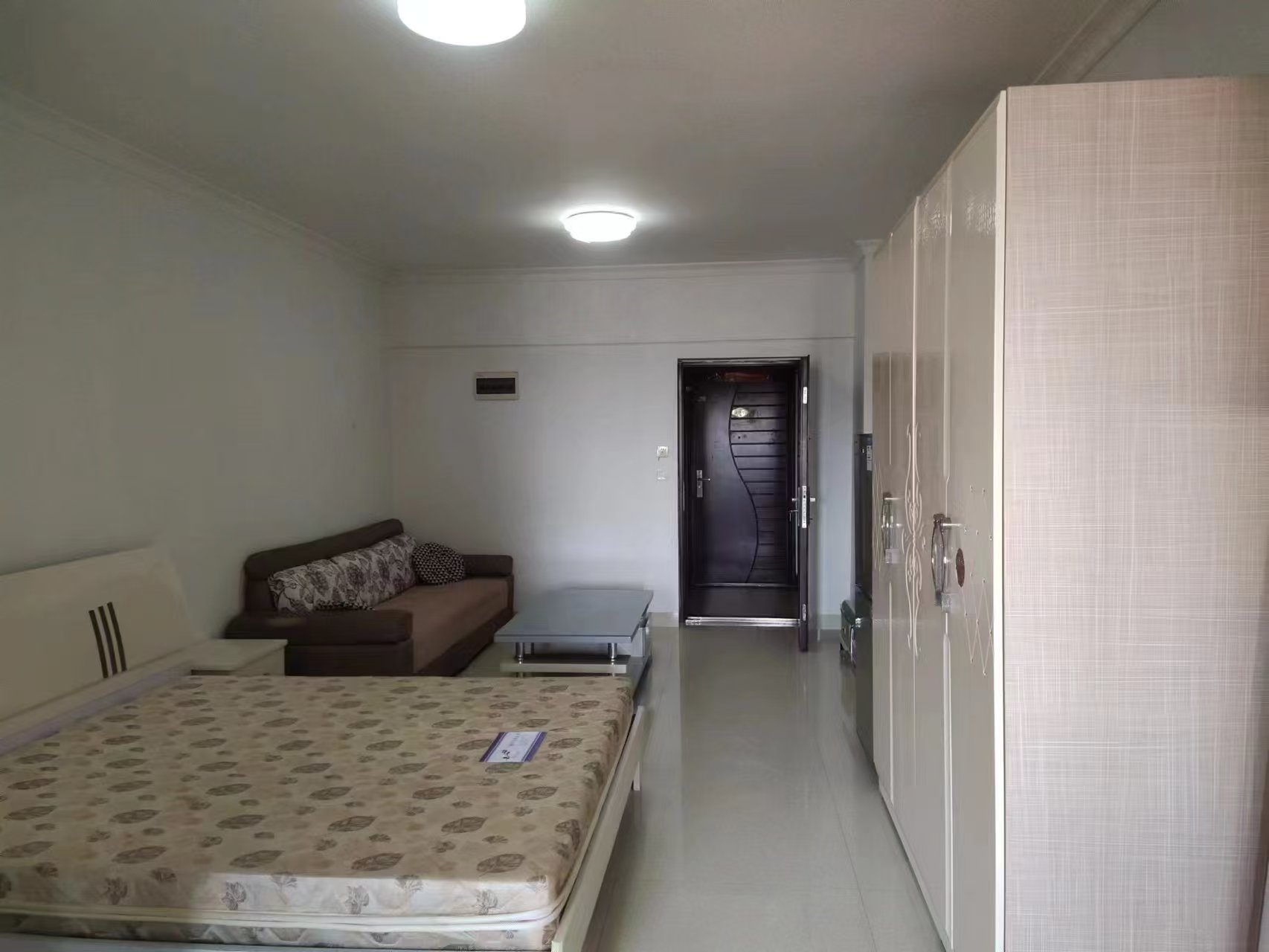 龙泰上品 1室0厅0卫 950.0元/月 龙泰上品 1室0厅0卫 950.0元/月室内图