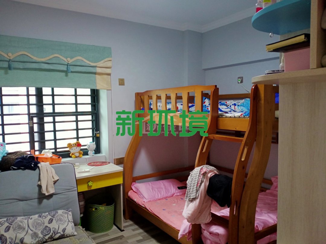 东方曼哈顿  2室2厅1卫   61.00万客厅