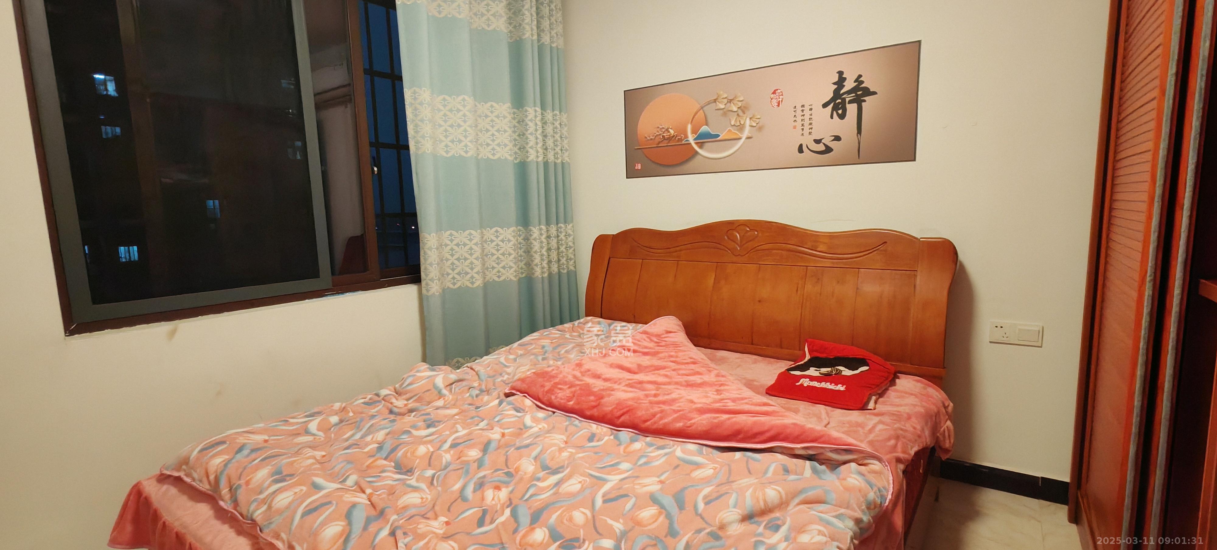 东方美地  3室2厅2卫   2500.00元/月室内图