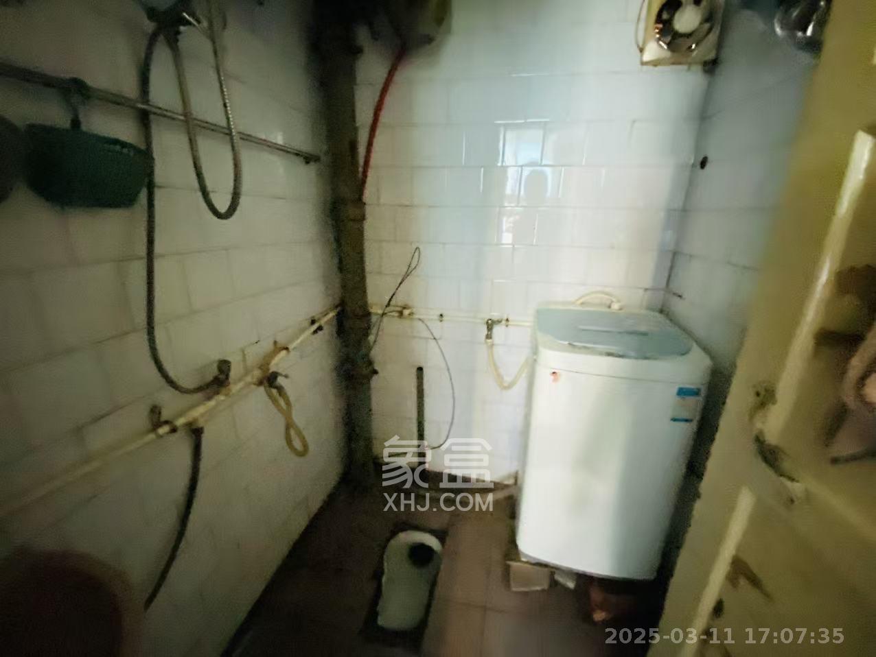 长坡社区  1室1厅1卫   800.00元/月