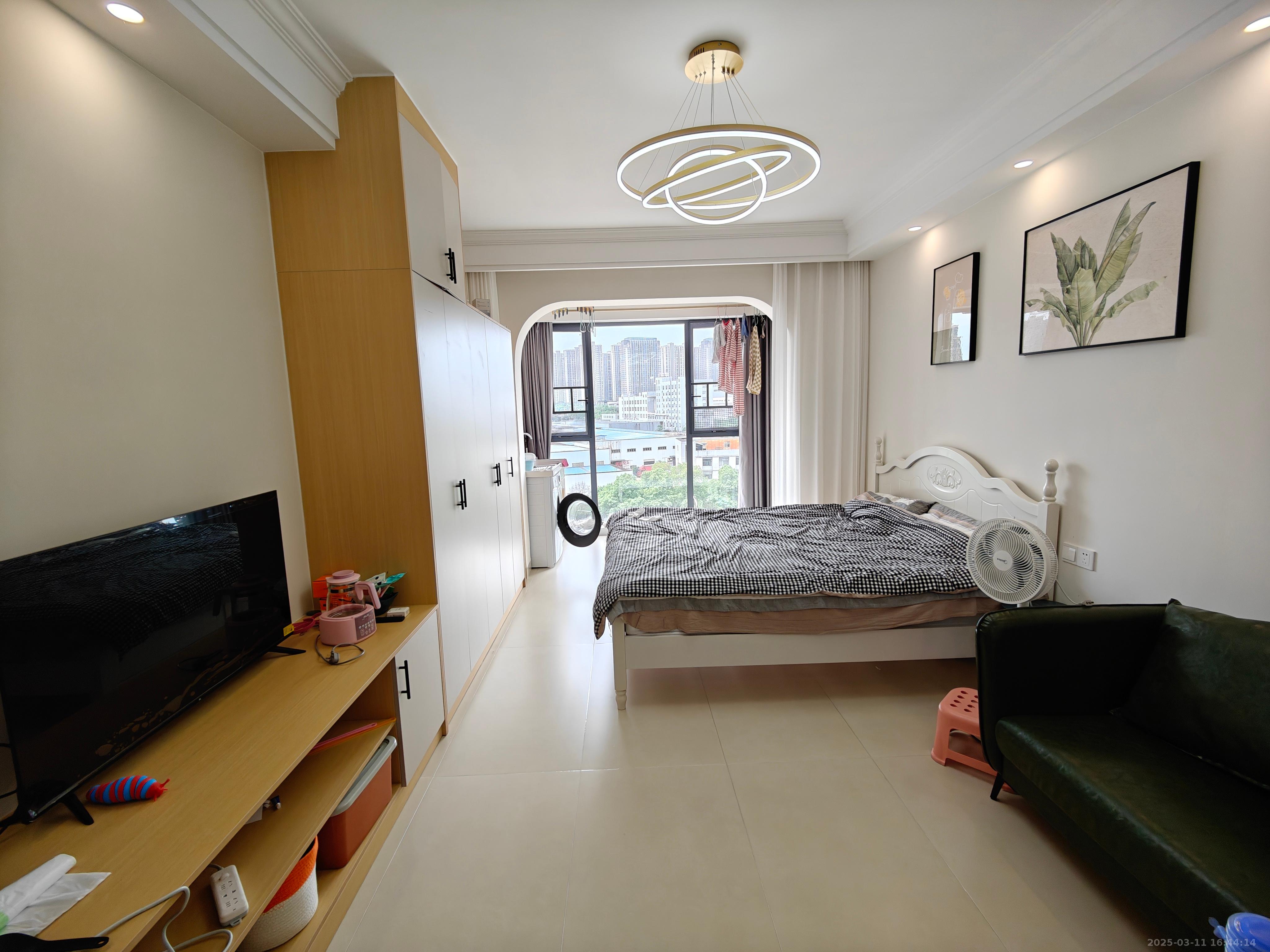 经世龙城  1室1厅1卫    1400.0元/月 经世龙城  1室1厅1卫    1400.0元/月室内图