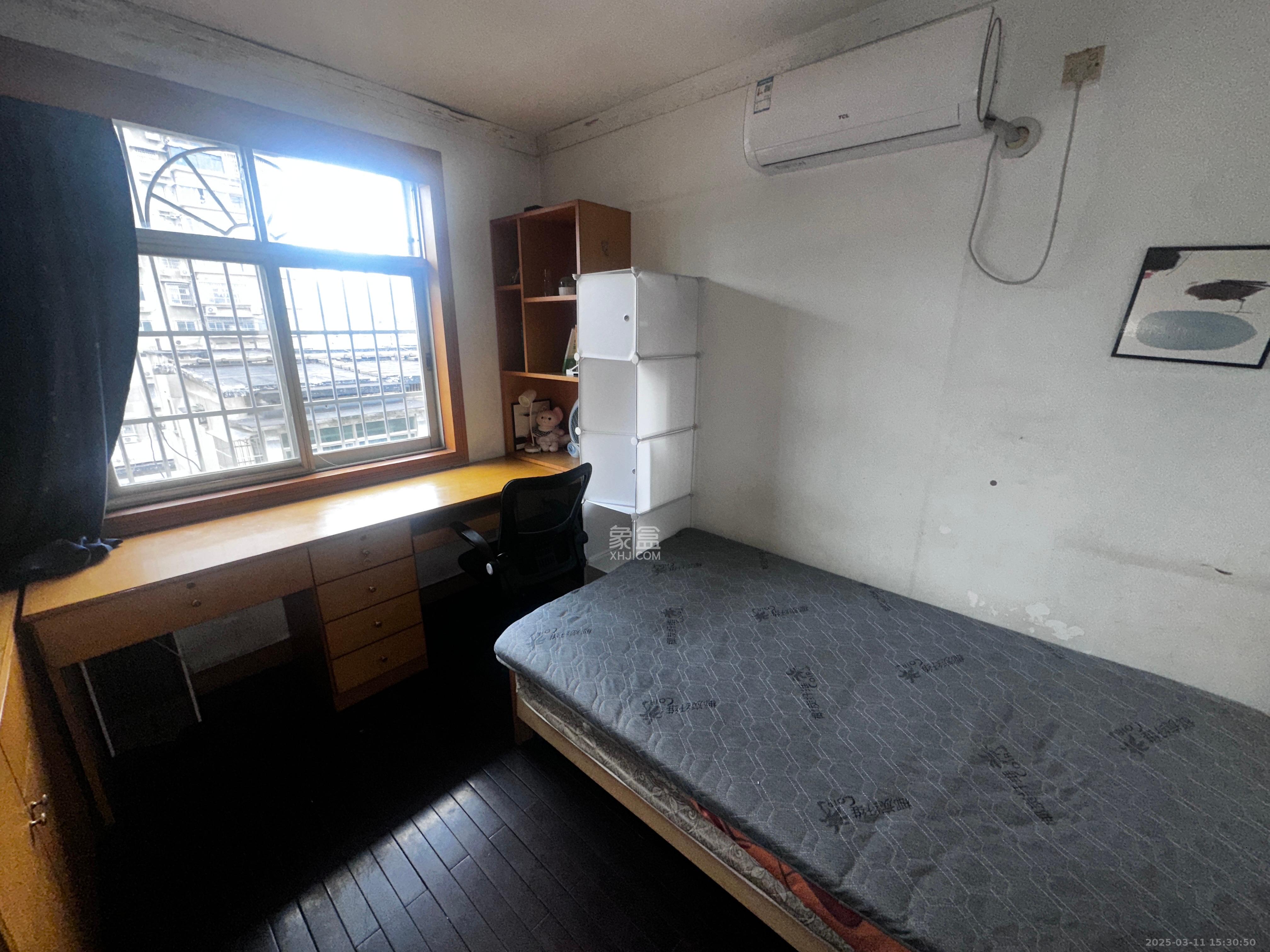 有色冶金研究设计院(浏城桥) 3室1厅1卫 2400.0元/月 有色冶金研究设计院(浏城桥) 3室1厅1卫 2400.0元/月室内图