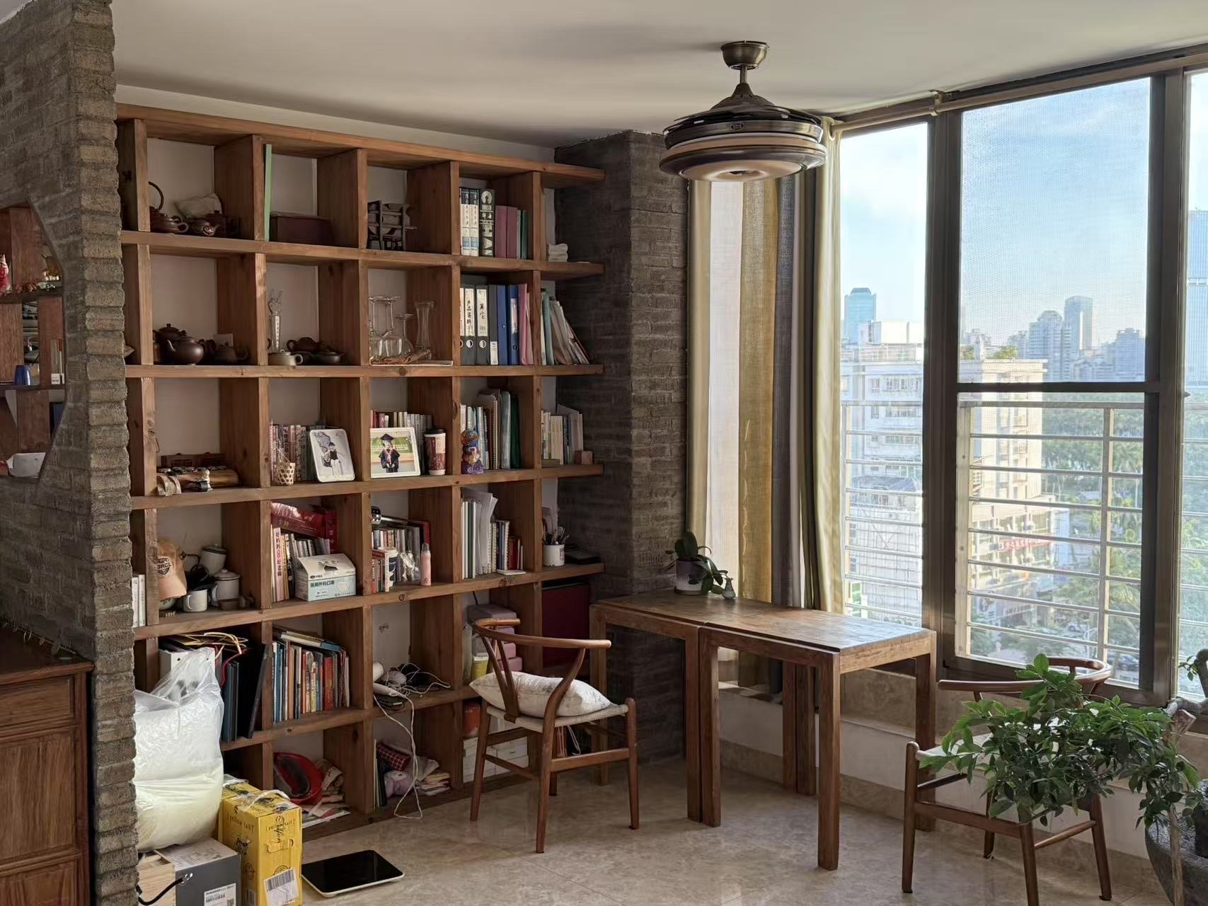 水岸长桥  3室2厅1卫    170.0万 水岸长桥  3室2厅1卫    170.0万客厅