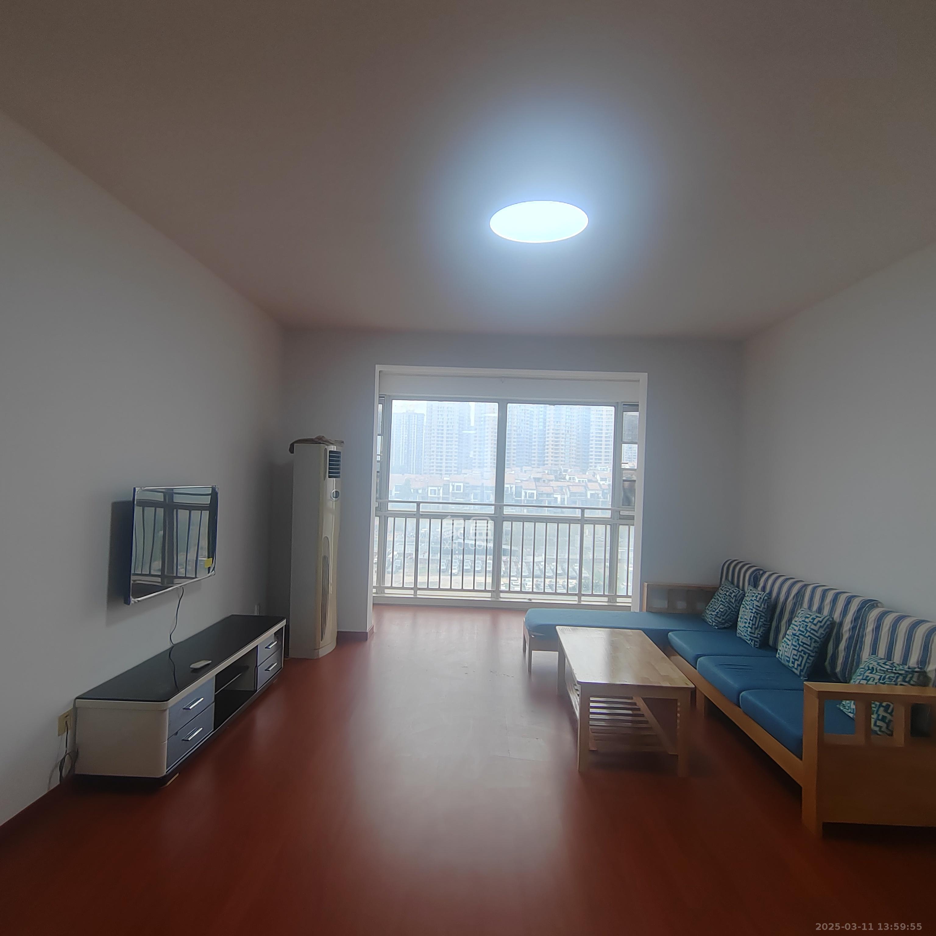 恒广国际景园  3室2厅2卫   2200.00元/月室内图