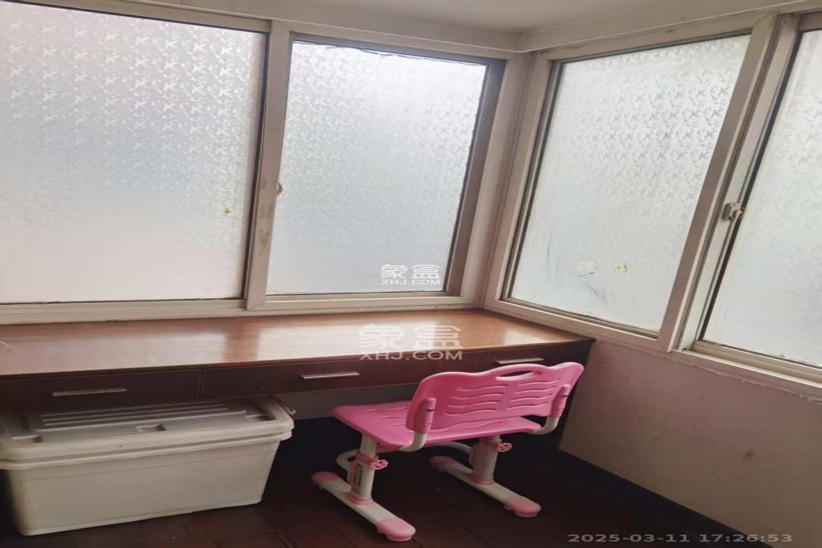 和顺园公寓 3室2厅2卫 2000.0元/月 和顺园公寓 3室2厅2卫 2000.0元/月室内图