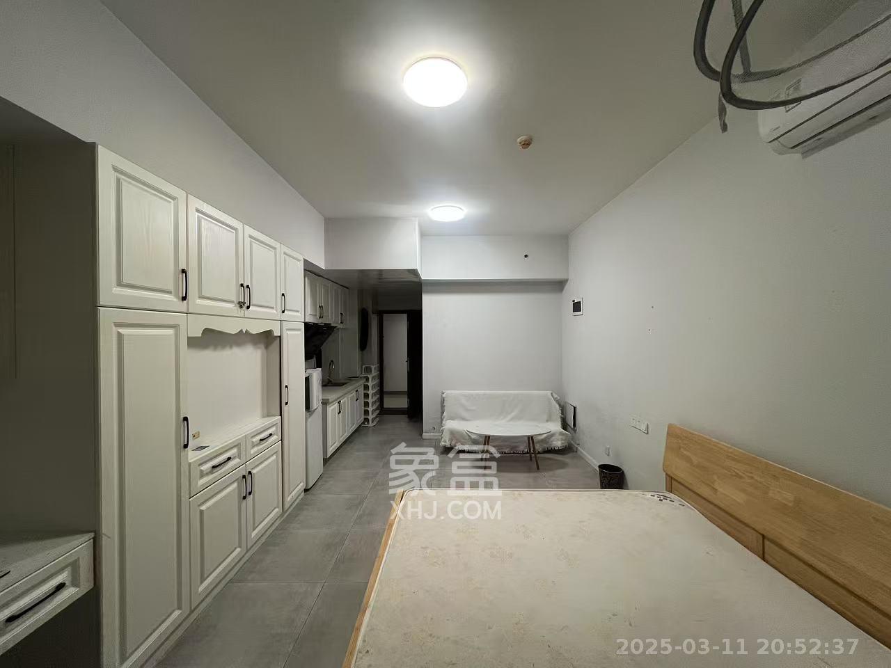 五峰国际  1室0厅0卫   1200.00元/月室内图1