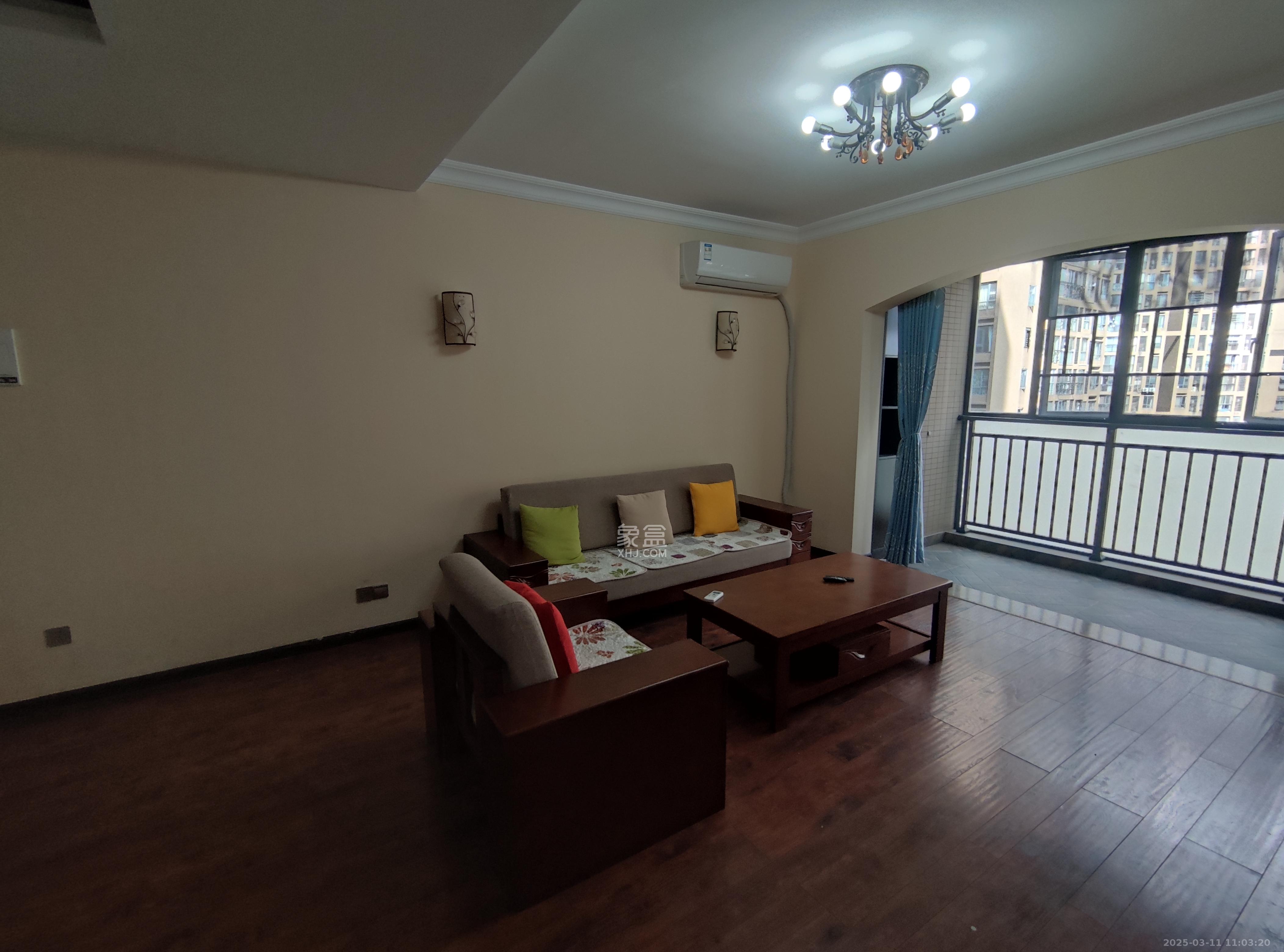 万博汇 4室2厅1卫 5200.0元/月 万博汇 4室2厅1卫 5200.0元/月室内图