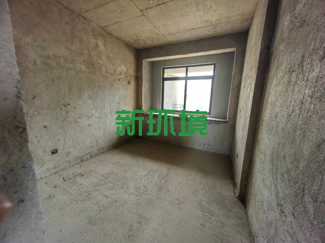 丽景天下二期  5室2厅2卫    96.8万 丽景天下二期  5室2厅2卫    96.8万客厅