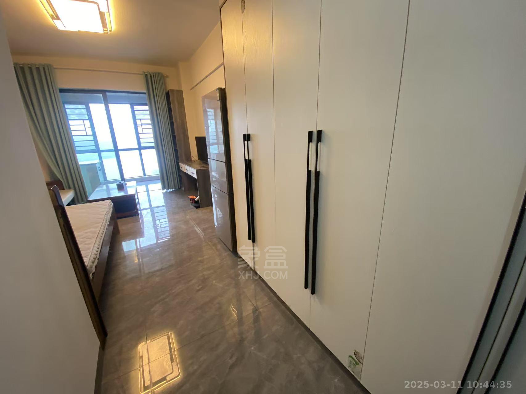 中泰财富湘江 1室1厅1卫 1500.0元/月 中泰财富湘江 1室1厅1卫 1500.0元/月室内图