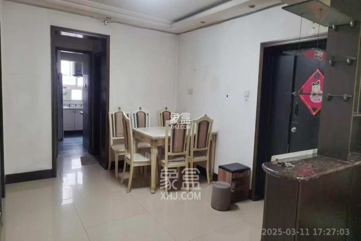 和顺园公寓 3室2厅2卫 2000.0元/月 和顺园公寓 3室2厅2卫 2000.0元/月室内图