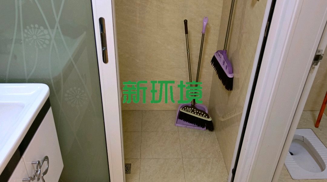 黄金大厦 2室2厅2卫 52.0万 黄金大厦 2室2厅2卫 52.0万客厅