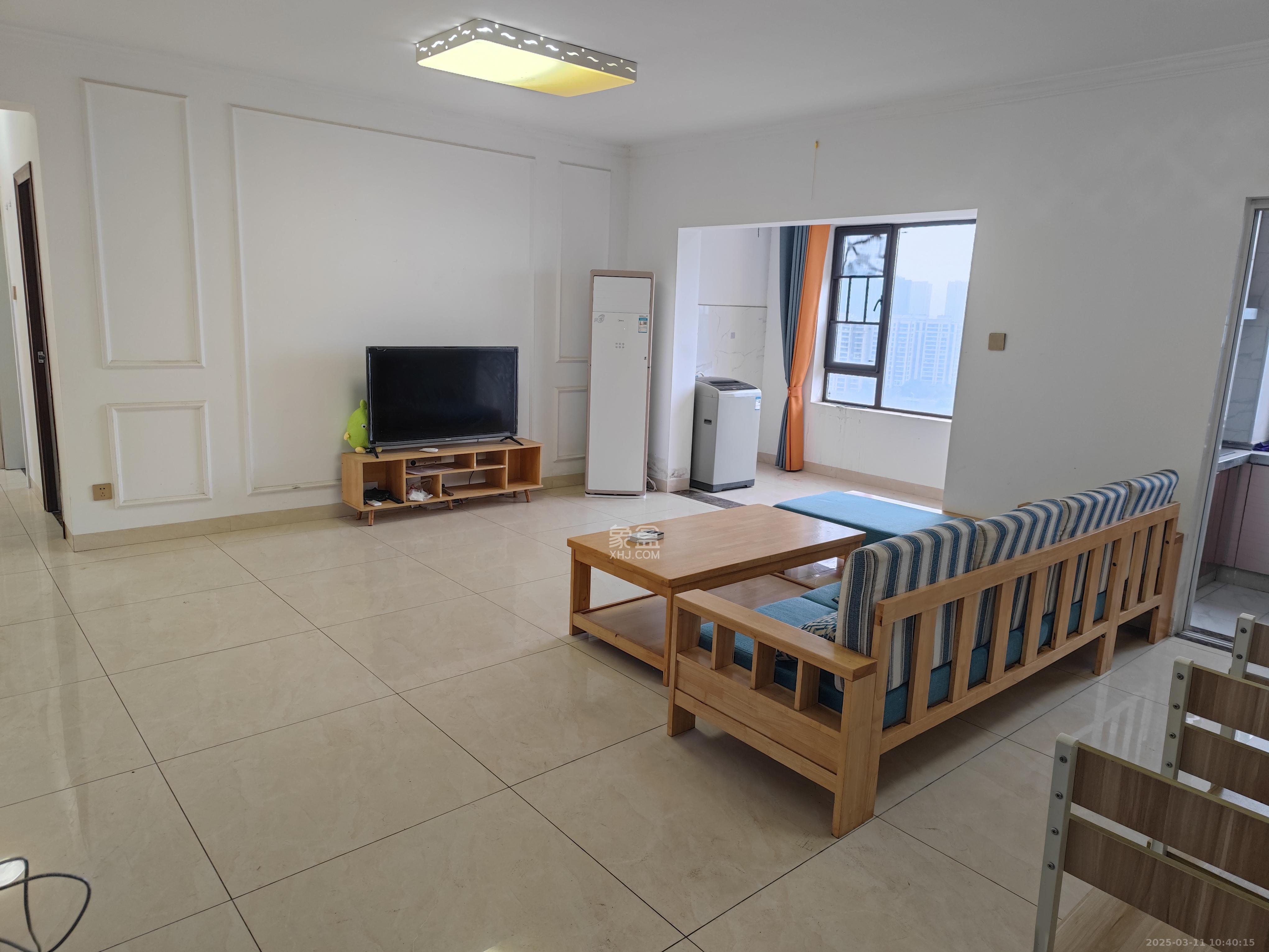 洋湖18克拉(旷远洋湖18克拉) 4室2厅2卫 3200.0元/月 洋湖18克拉(旷远洋湖18克拉) 4室2厅2卫 3200.0元/月室内图