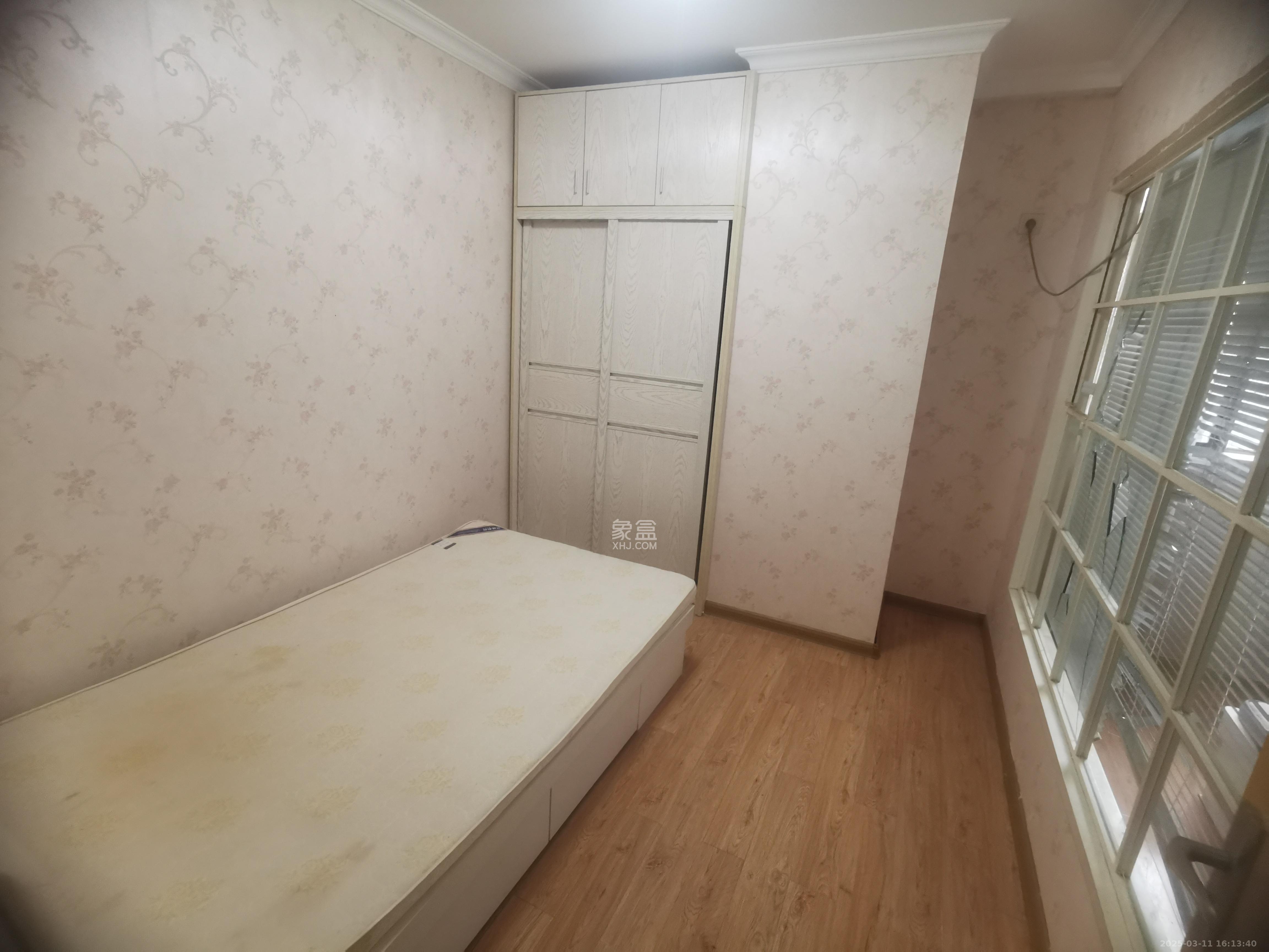 昊天大厦 2室1厅1卫 2600.0元/月 昊天大厦 2室1厅1卫 2600.0元/月室内图