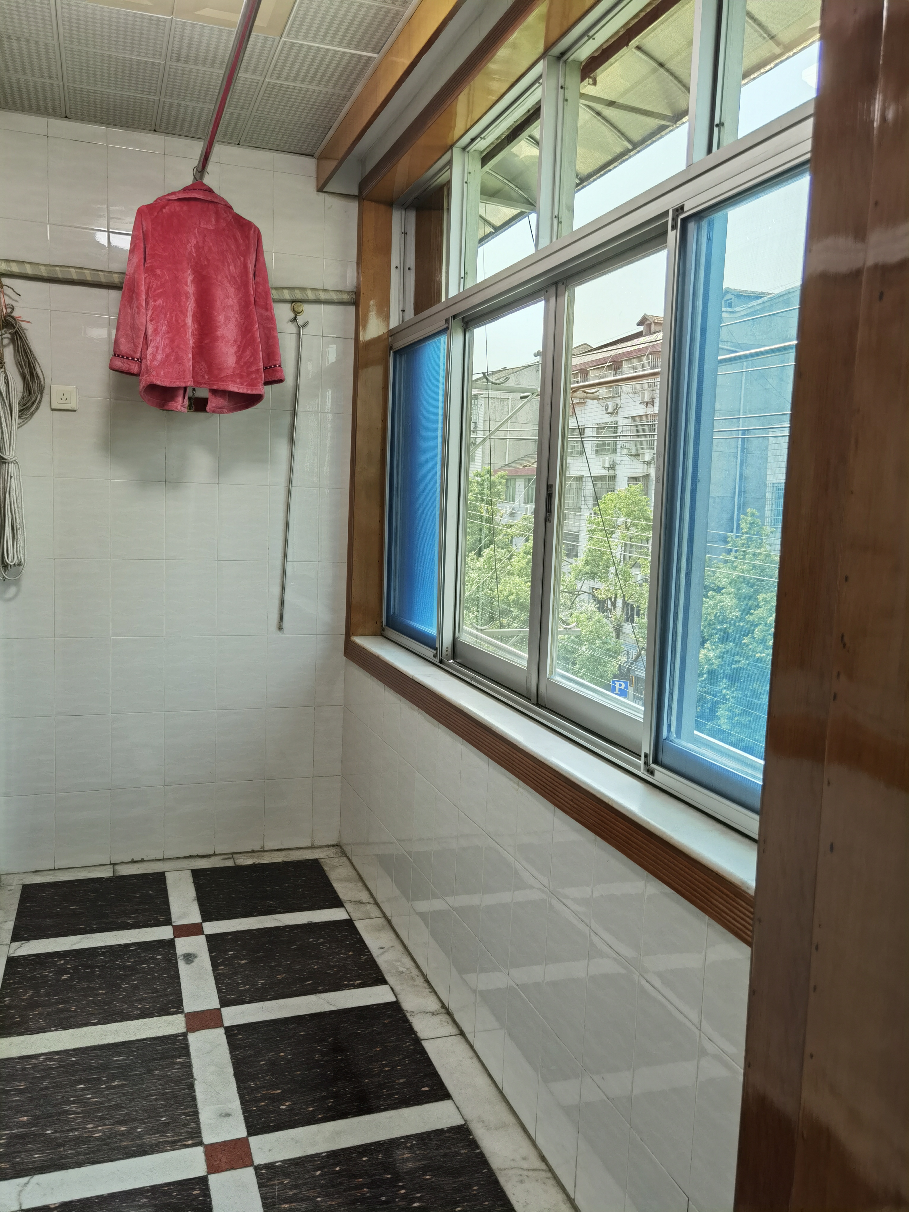 赫山区青年路茂林社区 3室2厅1卫 1200.0元/月 赫山区青年路茂林社区 3室2厅1卫 1200.0元/月室内图