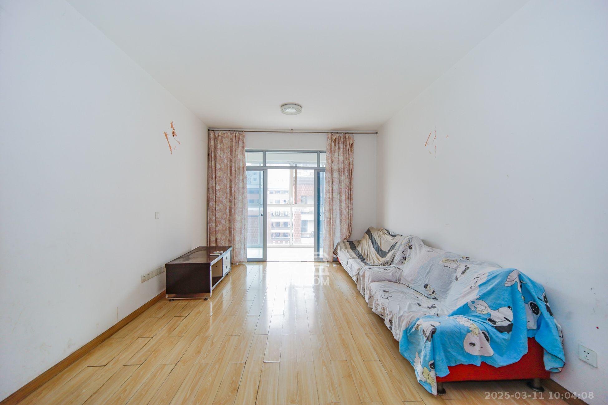 天天向上 2室1厅1卫 1900.0元/月 天天向上 2室1厅1卫 1900.0元/月室内图