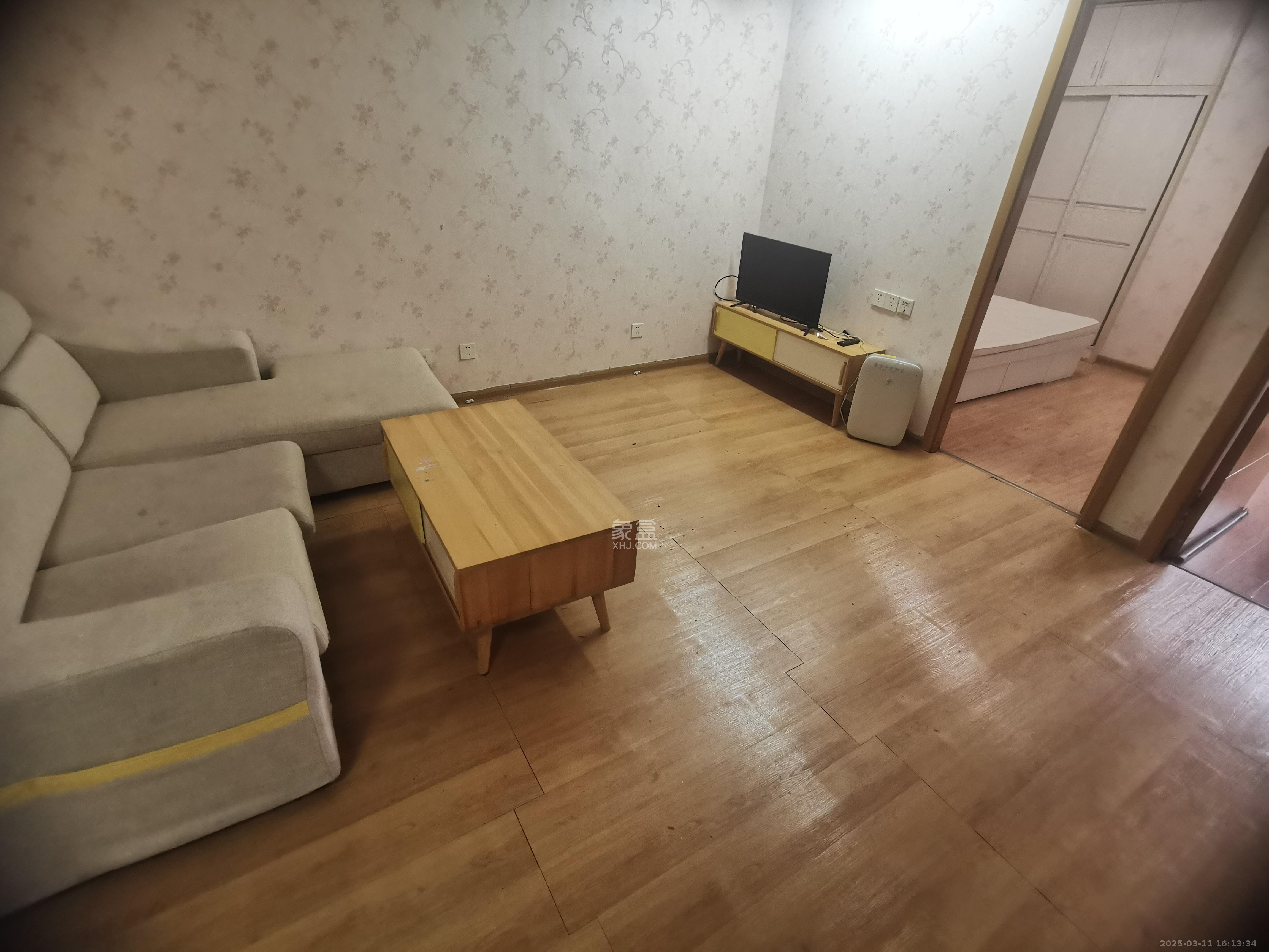 昊天大厦 2室1厅1卫 2600.0元/月 昊天大厦 2室1厅1卫 2600.0元/月室内图