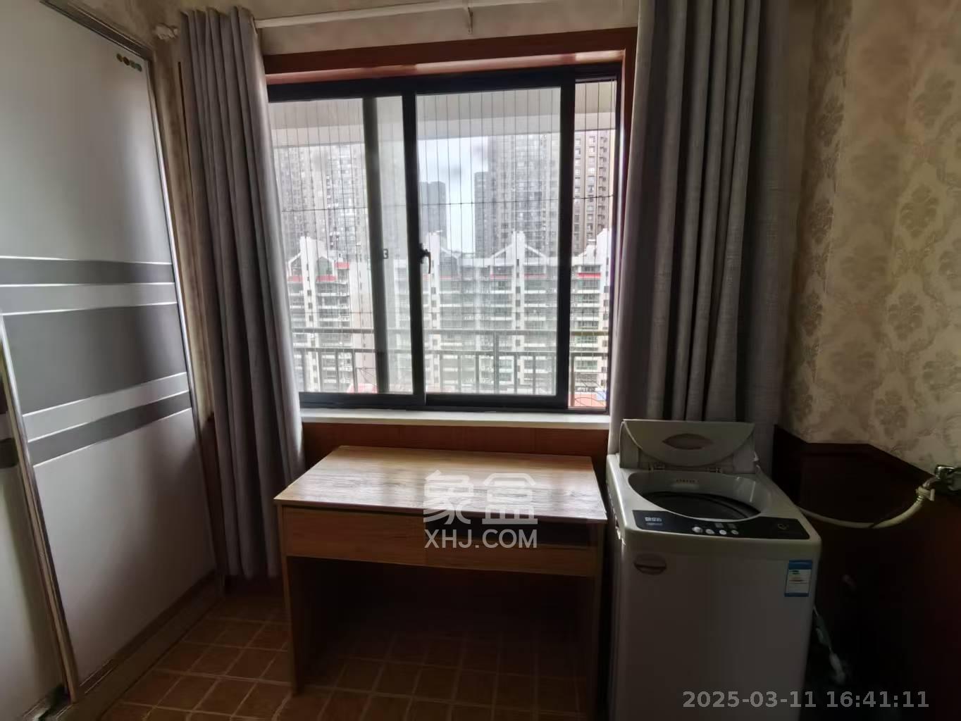 阳光锦城  1室1厅1卫   1500.00元/月室内图