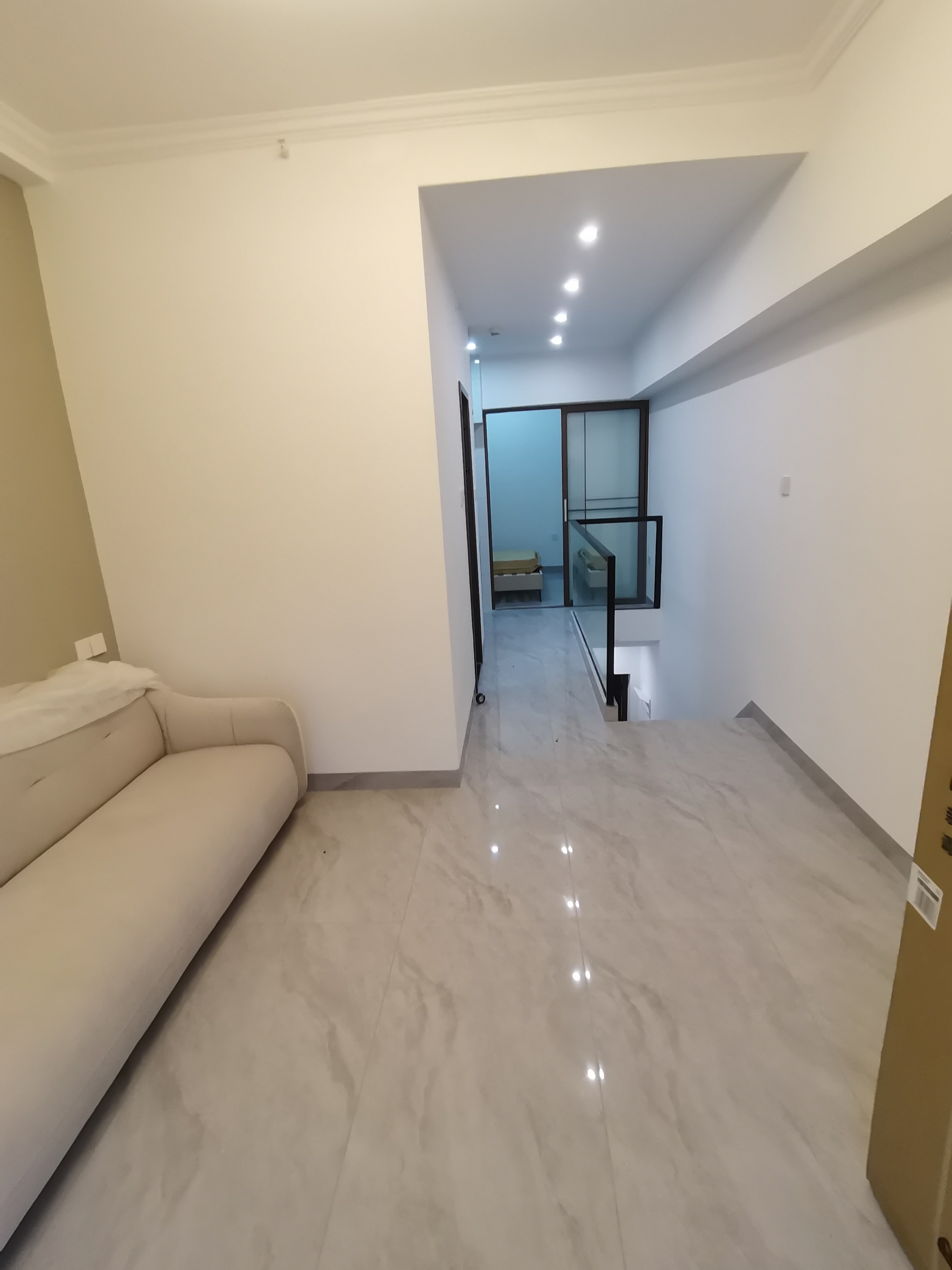 龙湖光年 1室1厅1卫 1700.0元/月 龙湖光年 1室1厅1卫 1700.0元/月室内图