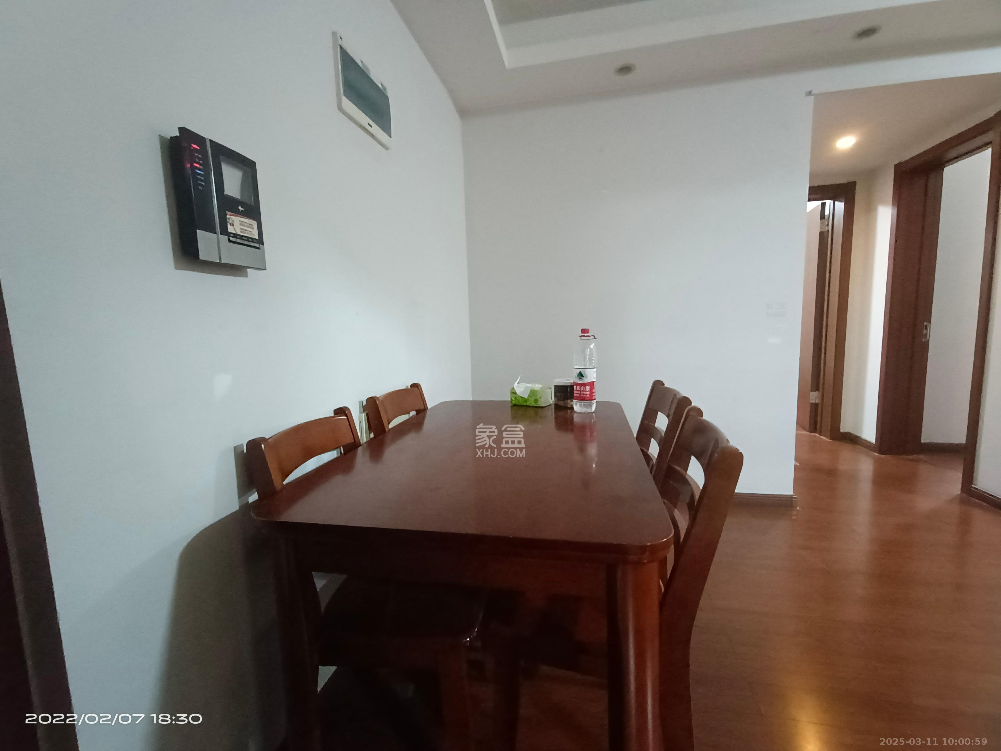 万科金域华府三四期  3室2厅1卫    2400.0元/月 万科金域华府三四期  3室2厅1卫    2400.0元/月