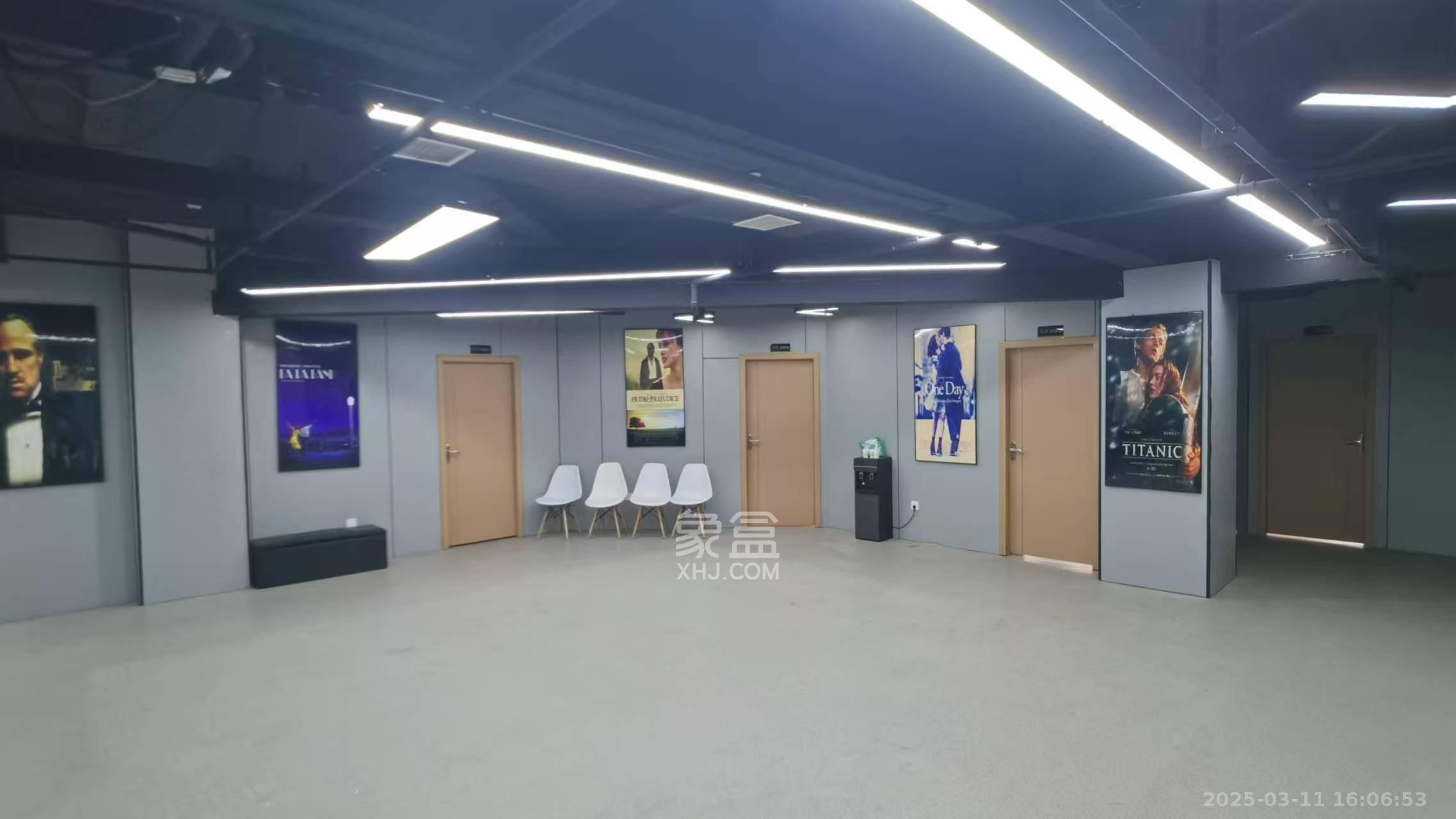 影珠山大厦  4室2厅1卫   5000.00元/月室内图
